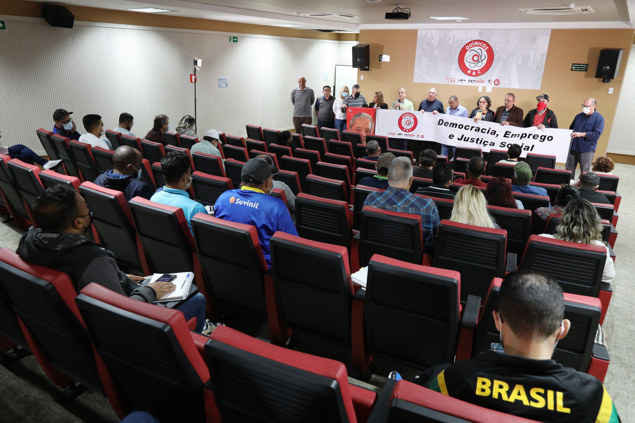 Lançamento do Comitê de Lutas no Sindicato dos Químicos do ABC. Rua Senador Flaquer, 813 - Centro de Santo André/SP. Fotos Dino Santos. Brasil_06_06_2022.