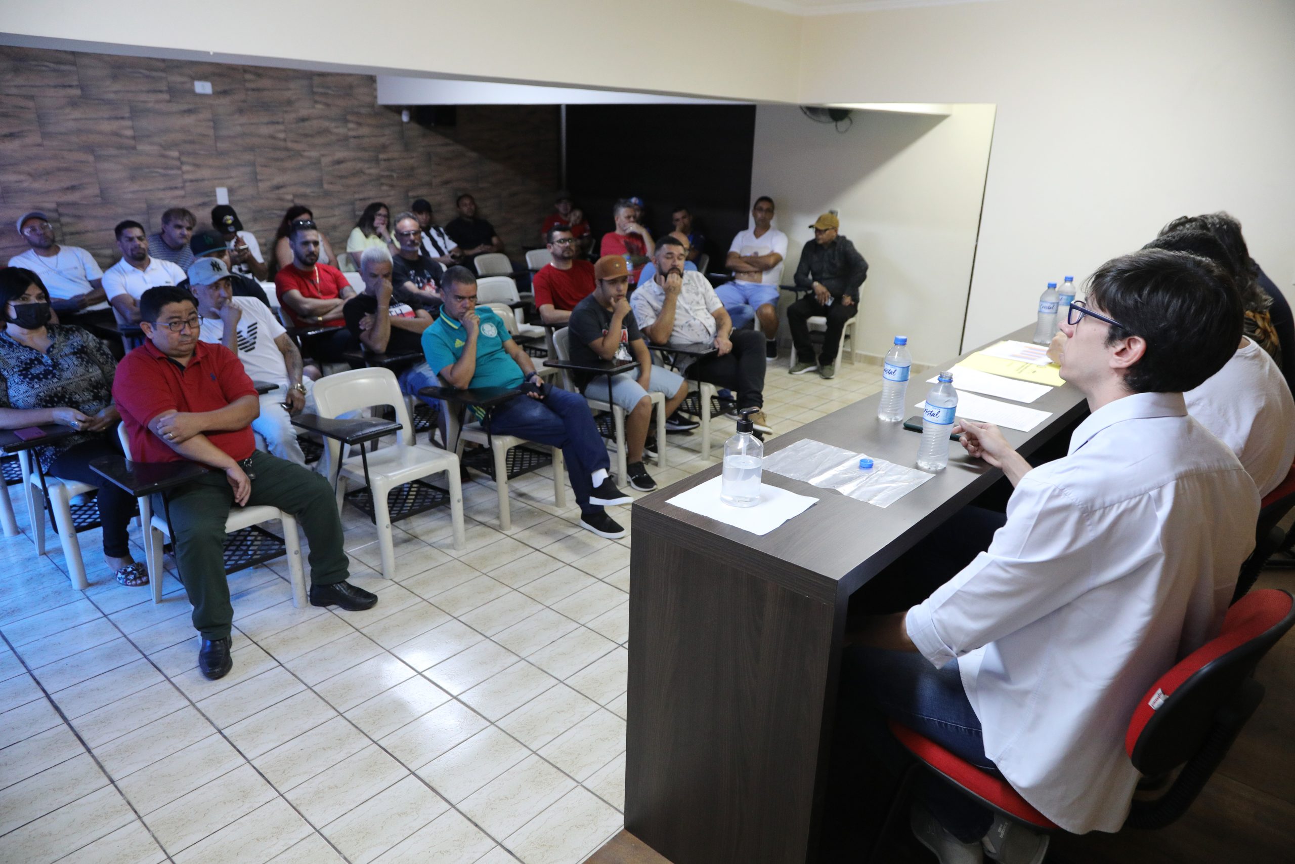 Assembleia de prestação de contas pra categoria química do abc realizada na subsede de Diadema. Rua dos brilhantes, 232 - Centro, Diadema/SP. Fotos Dino Santos. Brasil_17_12_2022.