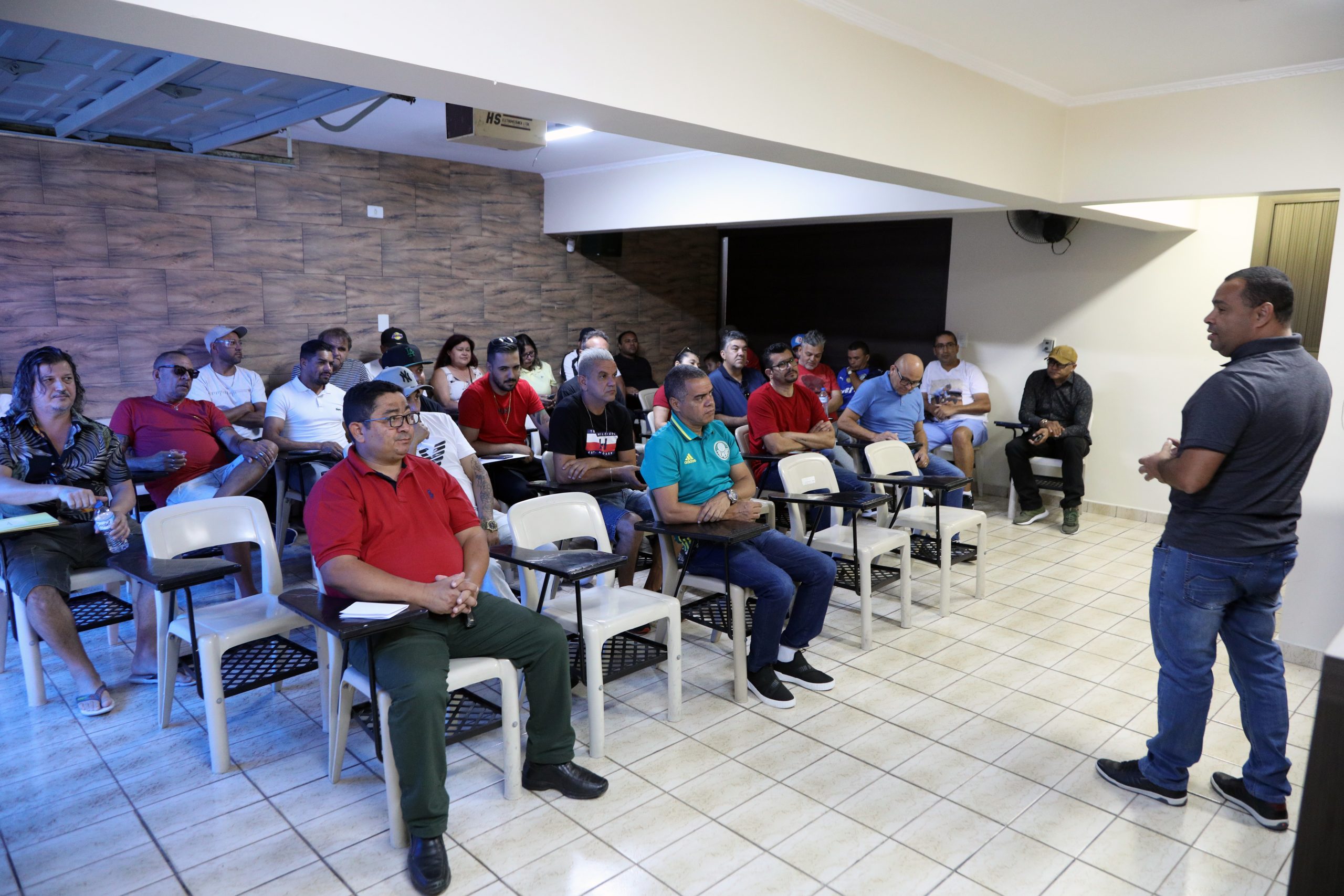 Assembleia de apresentação o nome de Evandro para concorrer como presidente do Sindicato do Químicos do ABC gestão 2023 a 2027. na subsede de Diadema. Fotos Dino Santos. Brasil_17_12_2022.