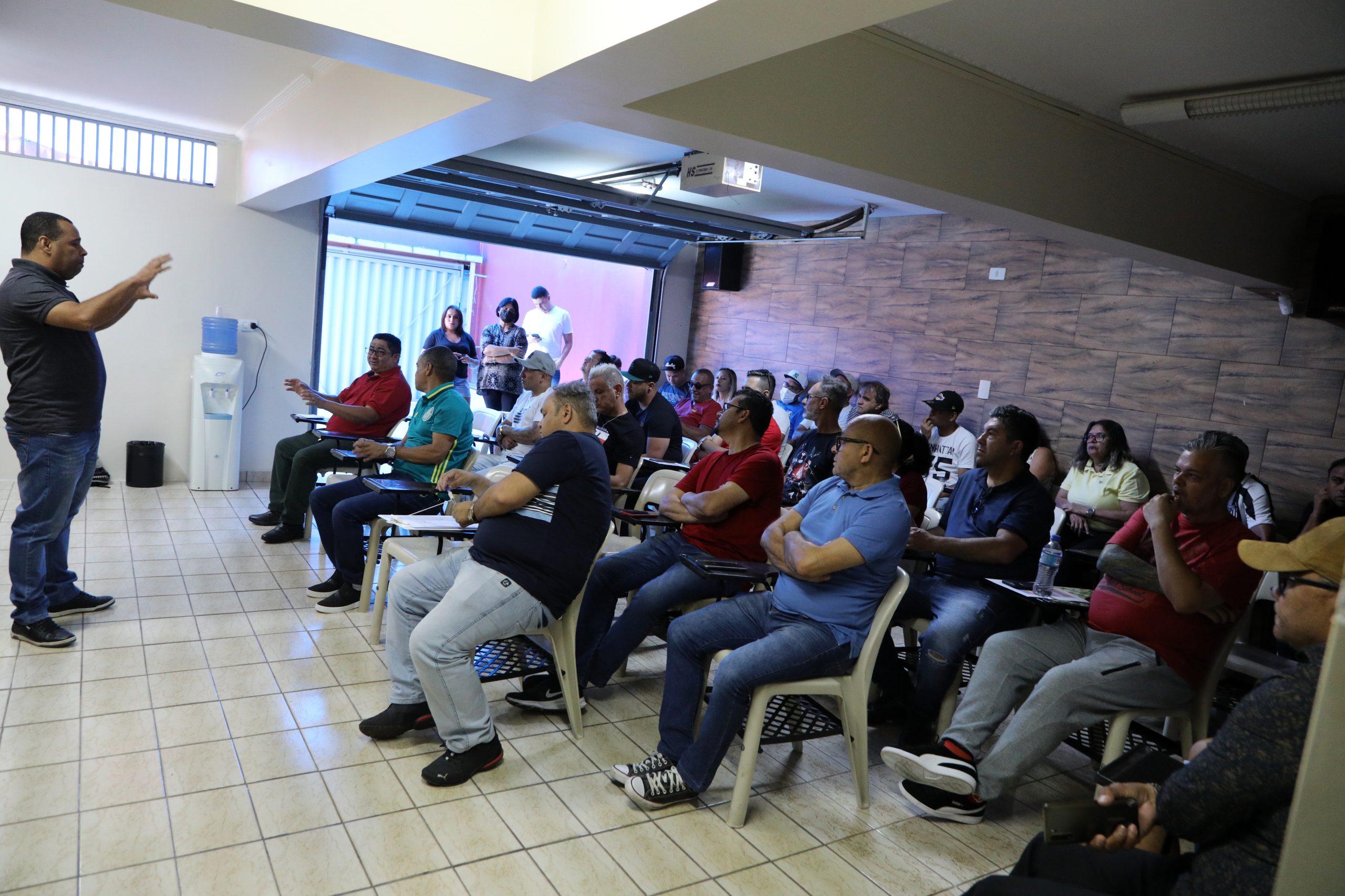 Assembleia de apresentação o nome de Evandro para concorrer como presidente do Sindicato do Químicos do ABC gestão 2023 a 2027. na subsede de Diadema. Fotos Dino Santos. Brasil_17_12_2022.