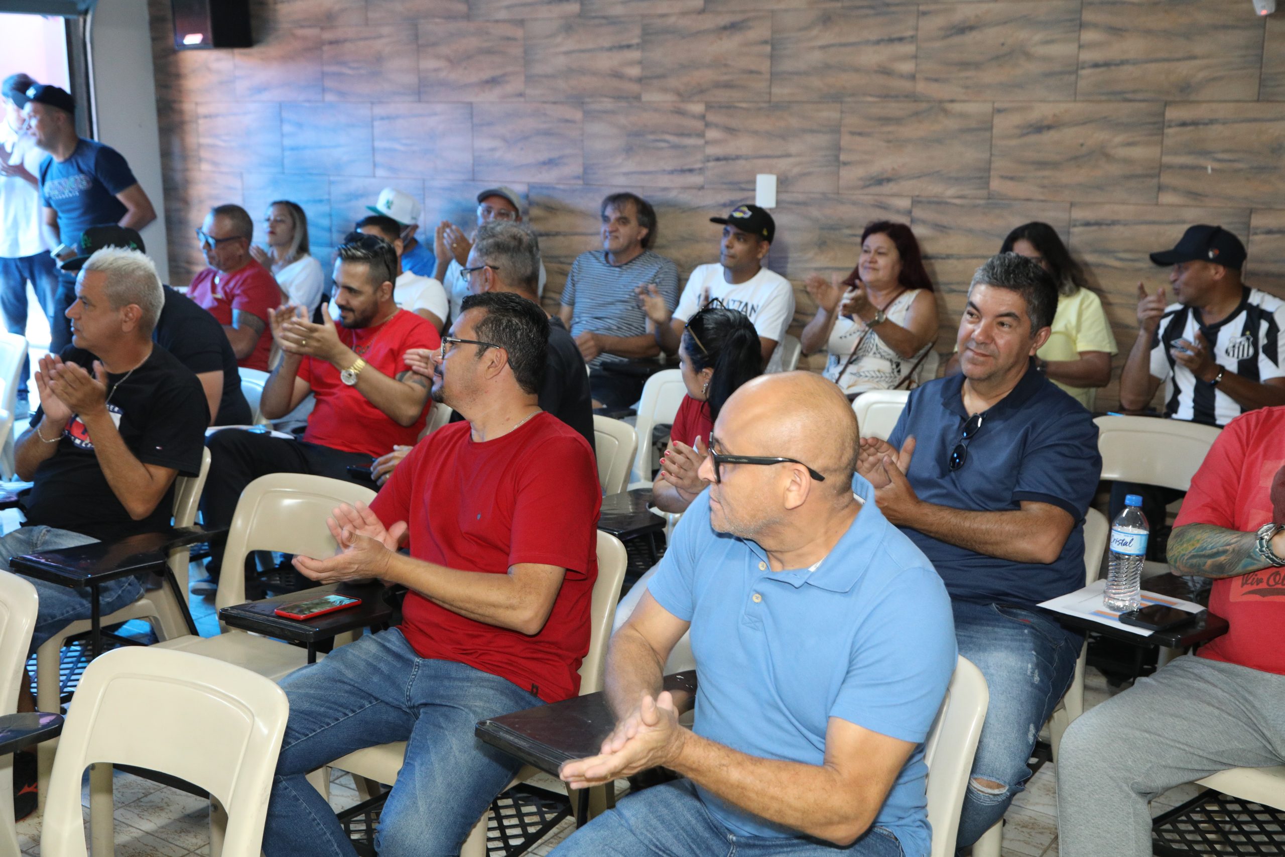 Assembleia de apresentação o nome de Evandro para concorrer como presidente do Sindicato do Químicos do ABC gestão 2023 a 2027. na subsede de Diadema. Fotos Dino Santos. Brasil_17_12_2022.