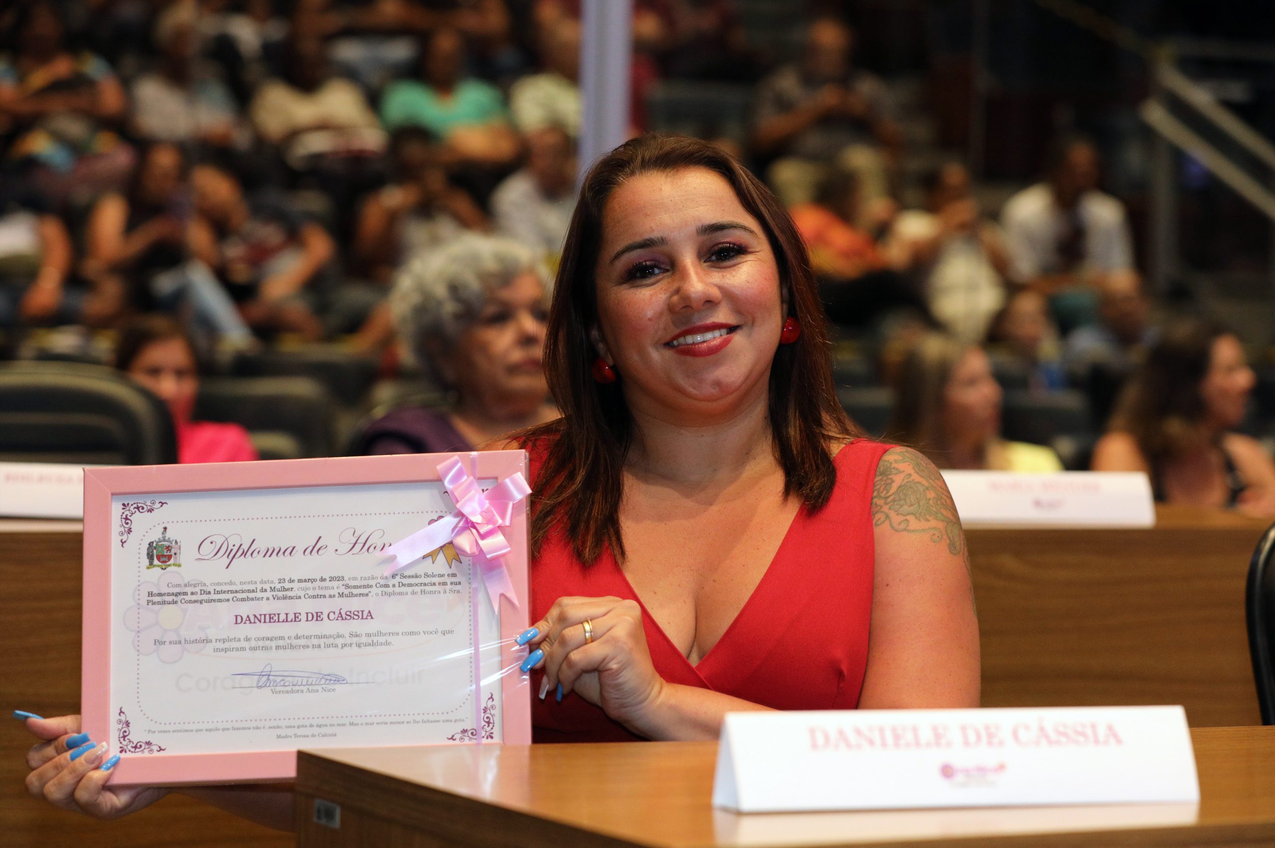 Sessão Solene às Mulheres lutadoras em homenagem ao mês da mulher organizado pela vereadora Ana Nice na Câmara Municipal de São Bernardo do Campo, Palácio João Ramalho- Plenário Tereza Delta. Praça Samuel Sabatini, 50 - Centro,São Bernardo do Campo-SP. Fotos Dino Santos. Brasil_23_03_2023.