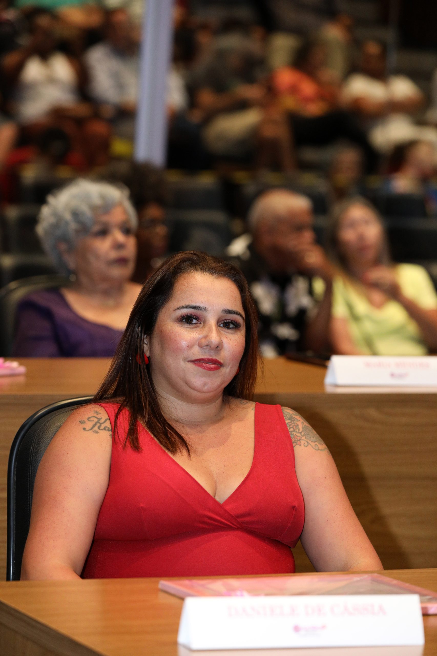 Sessão Solene às Mulheres lutadoras em homenagem ao mês da mulher organizado pela vereadora Ana Nice na Câmara Municipal de São Bernardo do Campo, Palácio João Ramalho- Plenário Tereza Delta. Praça Samuel Sabatini, 50 - Centro,São Bernardo do Campo-SP. Fotos Dino Santos. Brasil_23_03_2023.