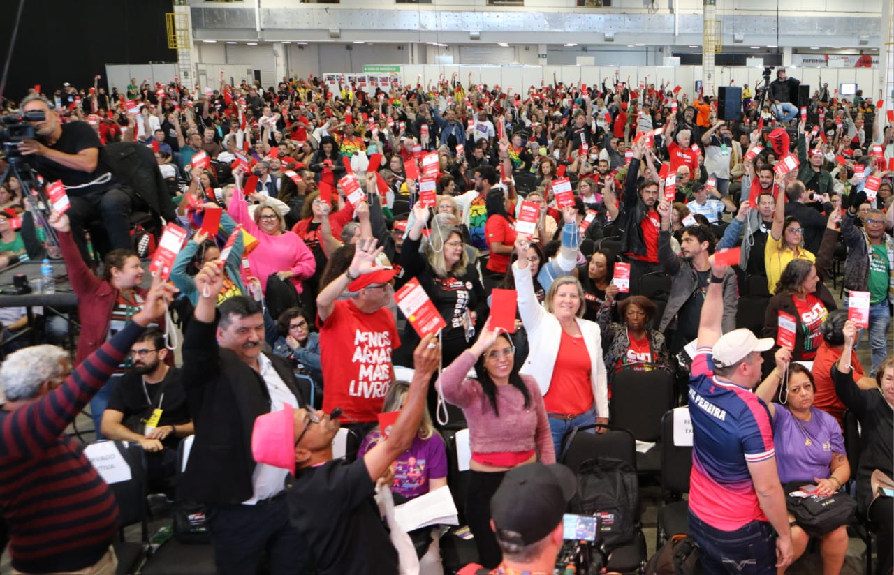 Químicos do ABC participam do Congresso Nacional da CUT 