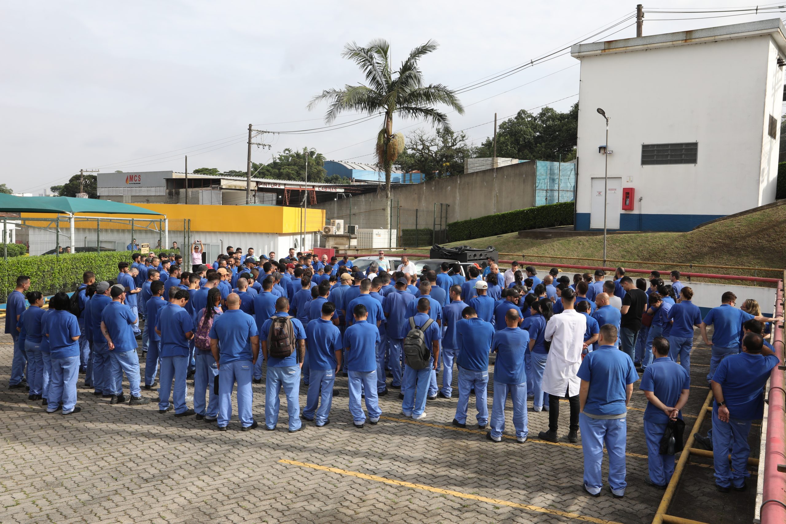 Assembleia na Acrilex   sobre PLR e reajustes. Estrada Galvão Bueno, 5.000 - Batistine, São Bernardo doCampo/SP. Fotos Dino Santos. Brasil_06_12_2023.