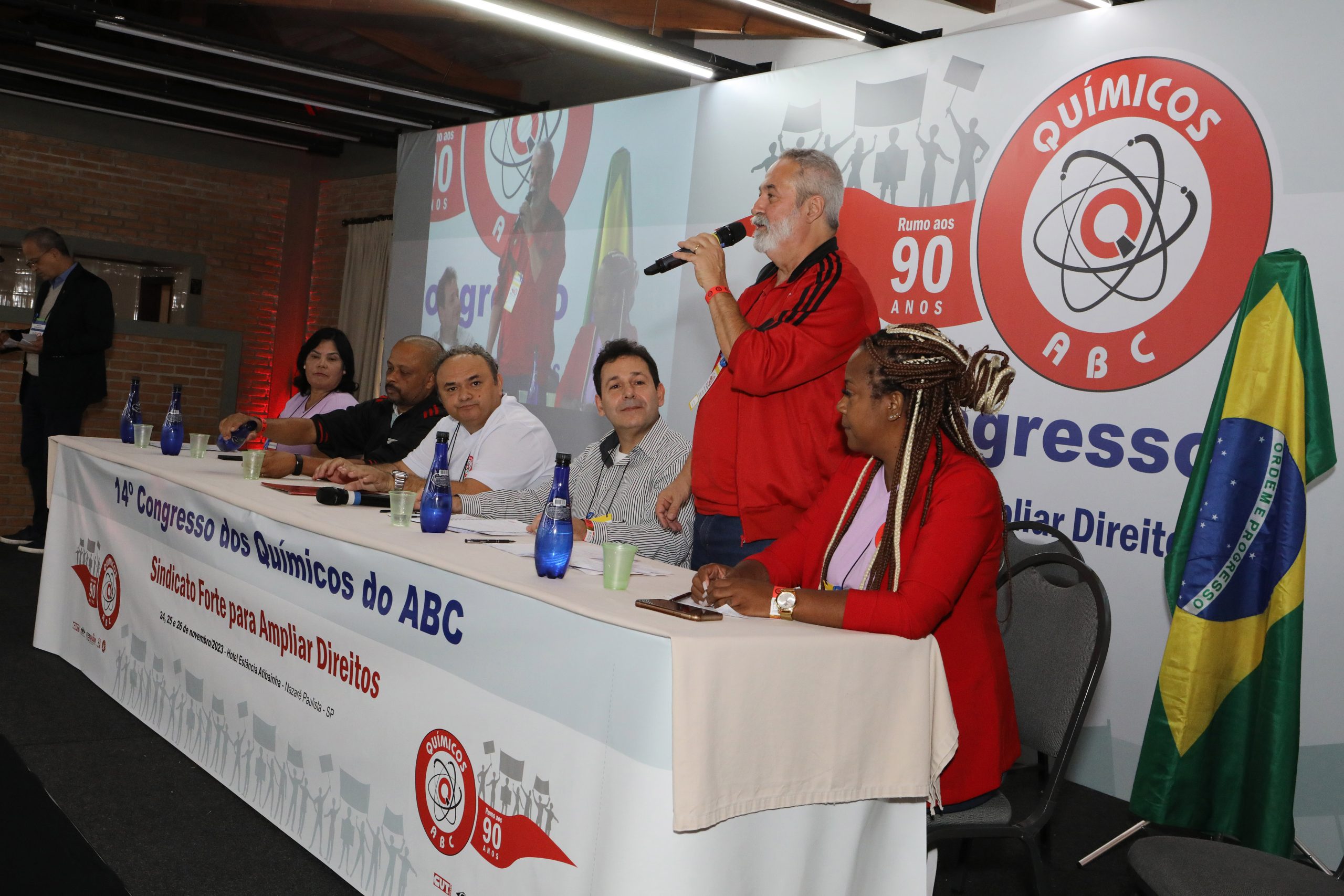 14º Congresso do Sindicato dos Químicos do ABC mesa de abertura realizado no Hotel Estância Atibainha. N