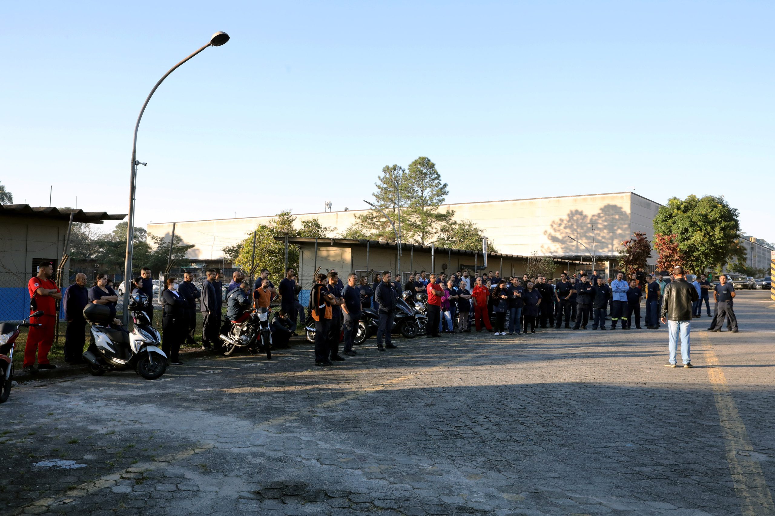 Assembleia sobre plano de saúde e cesta básica com os trabalhadores da Sankonfort Colhões  - Estrada Sadae Takagi, 1.500, Módulo 3 Galpão 2 – Bairro Cooperativa – São Bernardo do Campo / SP. Fotos Dino Santos. Brasil_13_06_2024