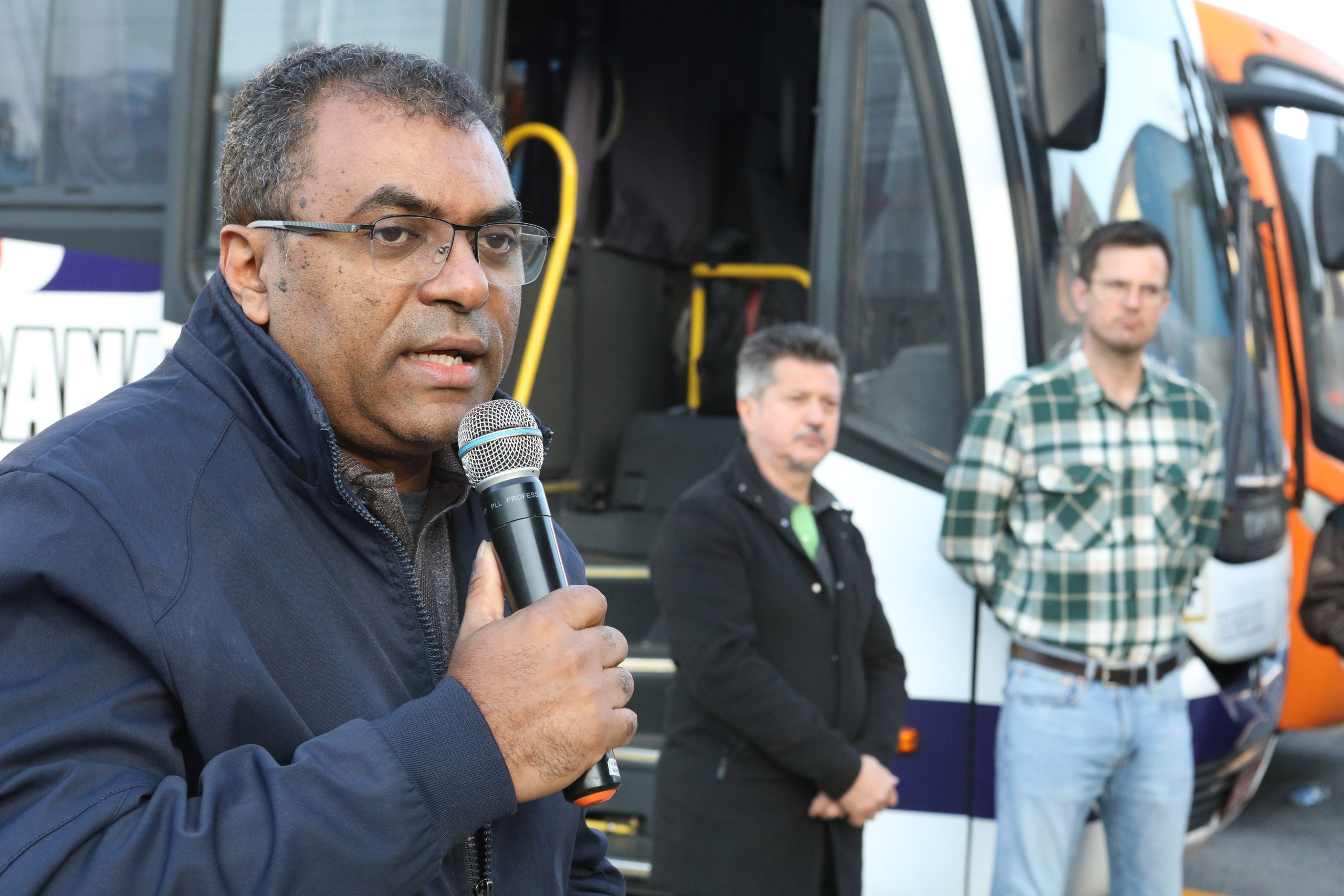 Ato de apoio à luta dos trabalhadores e trabalhadoras do Setor de Tintas Automotivas da BASF Demarchi com a participação de dirigentes internacionais da América do Sul e vários sindicatos da região, como Gráficos e Metalúrgicos, além das Federações Químicas e Metalúrgica de SP e CNQ. Fotos Dino Santos. Brasil_21_06_2024