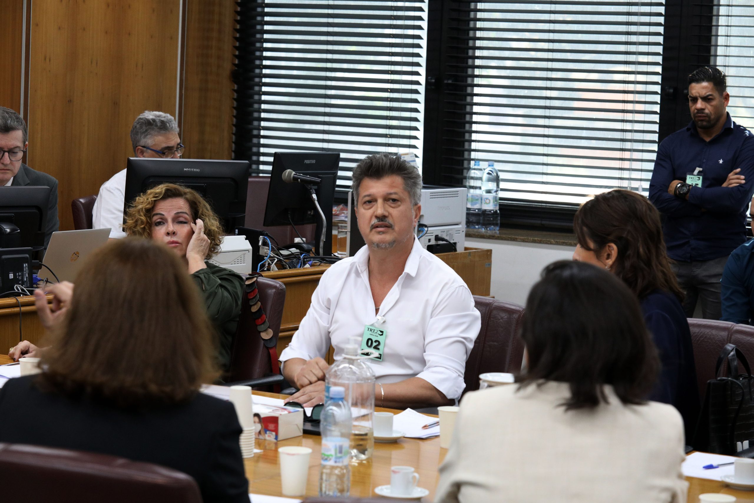 Audiência no Tribunal Regional do Trabalho (TRT ) sobre a greve dos trabalhadores do setor de tintas automotiva. Fotos Dino Santos.