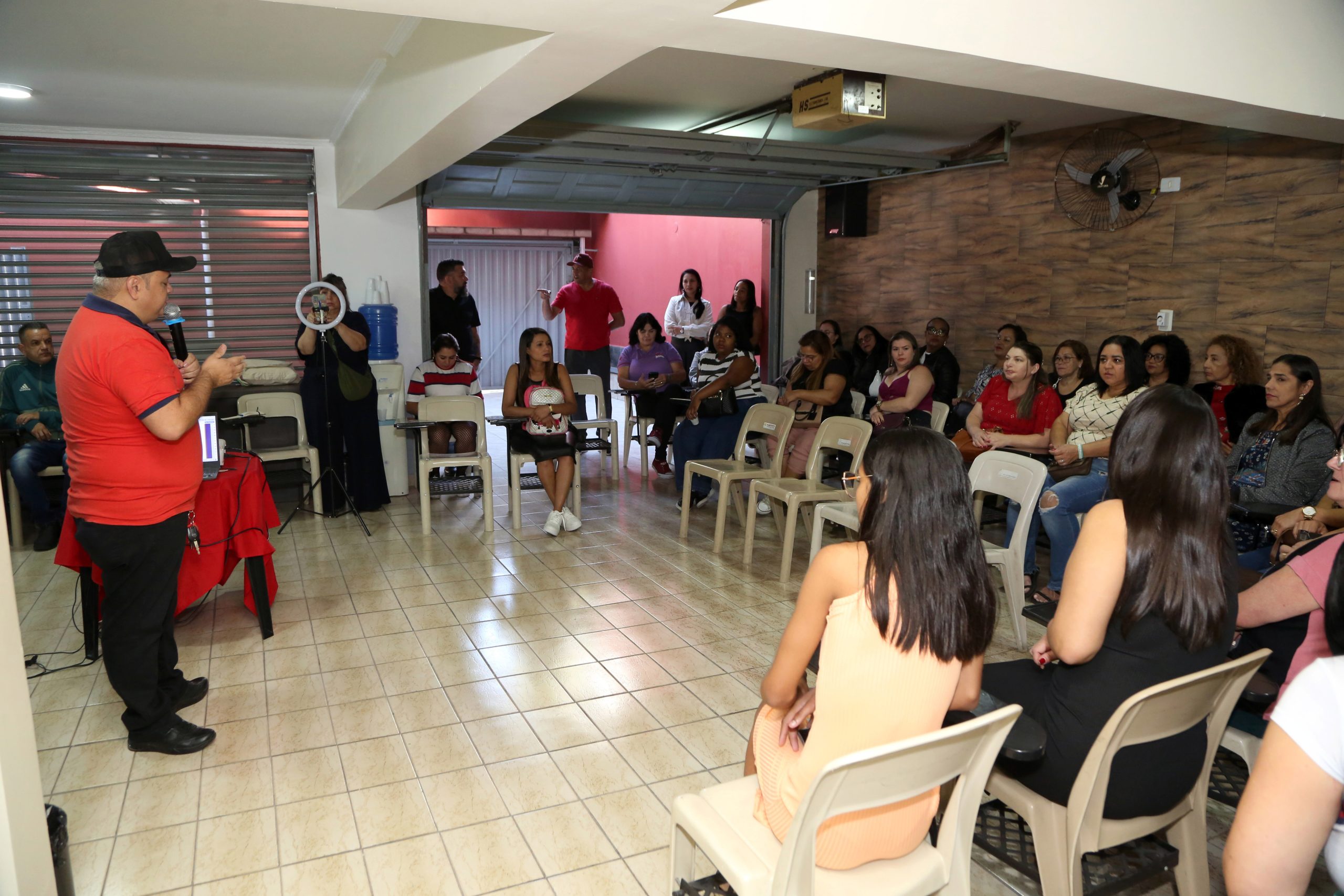 Roda de Conversa com as Mulheres Químicas do ABC realizada na regional do Sindicato de Diadema. Rua dos Brilhantes 232, Jardim Donini.  Fotos Valdir Lopes. Brasil_03_08_2024.