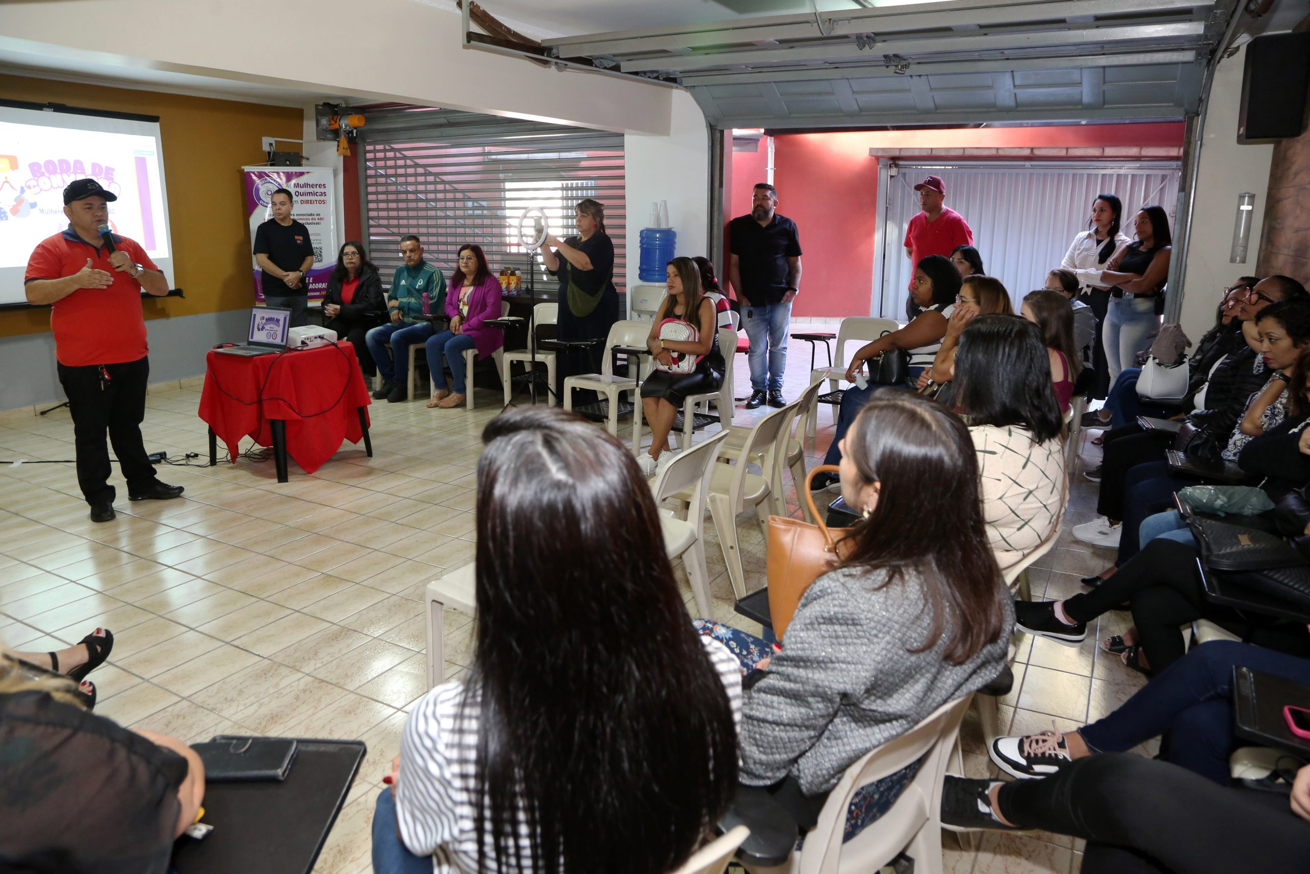 Roda de Conversa com as Mulheres Químicas do ABC realizada na regional do Sindicato de Diadema. Rua dos Brilhantes 232, Jardim Donini.  Fotos Valdir Lopes. Brasil_03_08_2024.