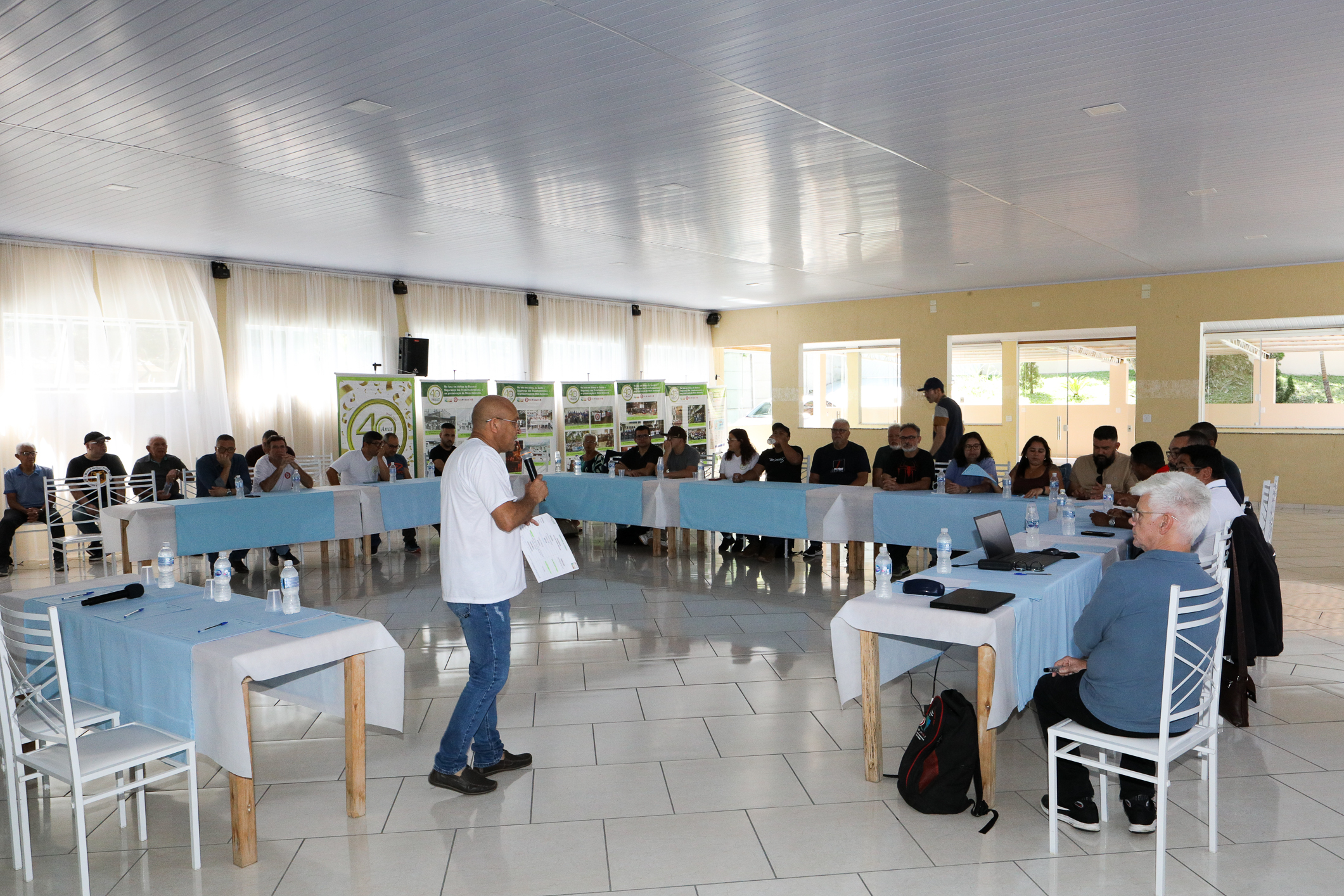 Seminário de Planejamento da COMSAT e palestra sobre a conscientização  a respeito de doenças masculinas com o Dr. Ivan Costa realizado na Chácara do Tatu.  Estrada Pouso Alegre, 169 Rio Grande da Serra. Fotos Dino Santos. BRASIL_12_11_2024.