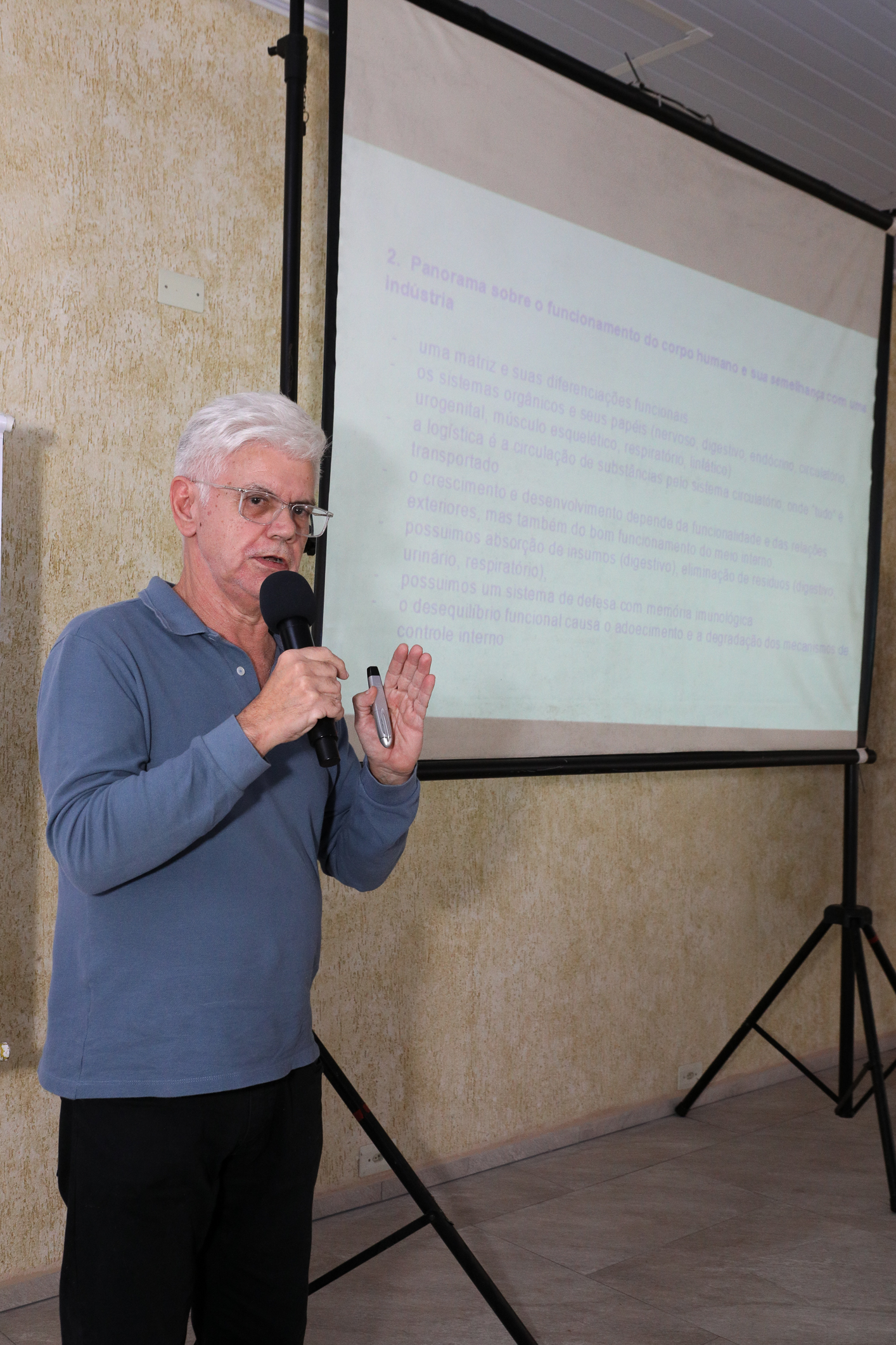 Seminário de Planejamento da COMSAT e palestra sobre a conscientização  a respeito de doenças masculinas com o Dr. Ivan Costa realizado na Chácara do Tatu.  Estrada Pouso Alegre, 169 Rio Grande da Serra. Fotos Dino Santos. BRASIL_12_11_2024.