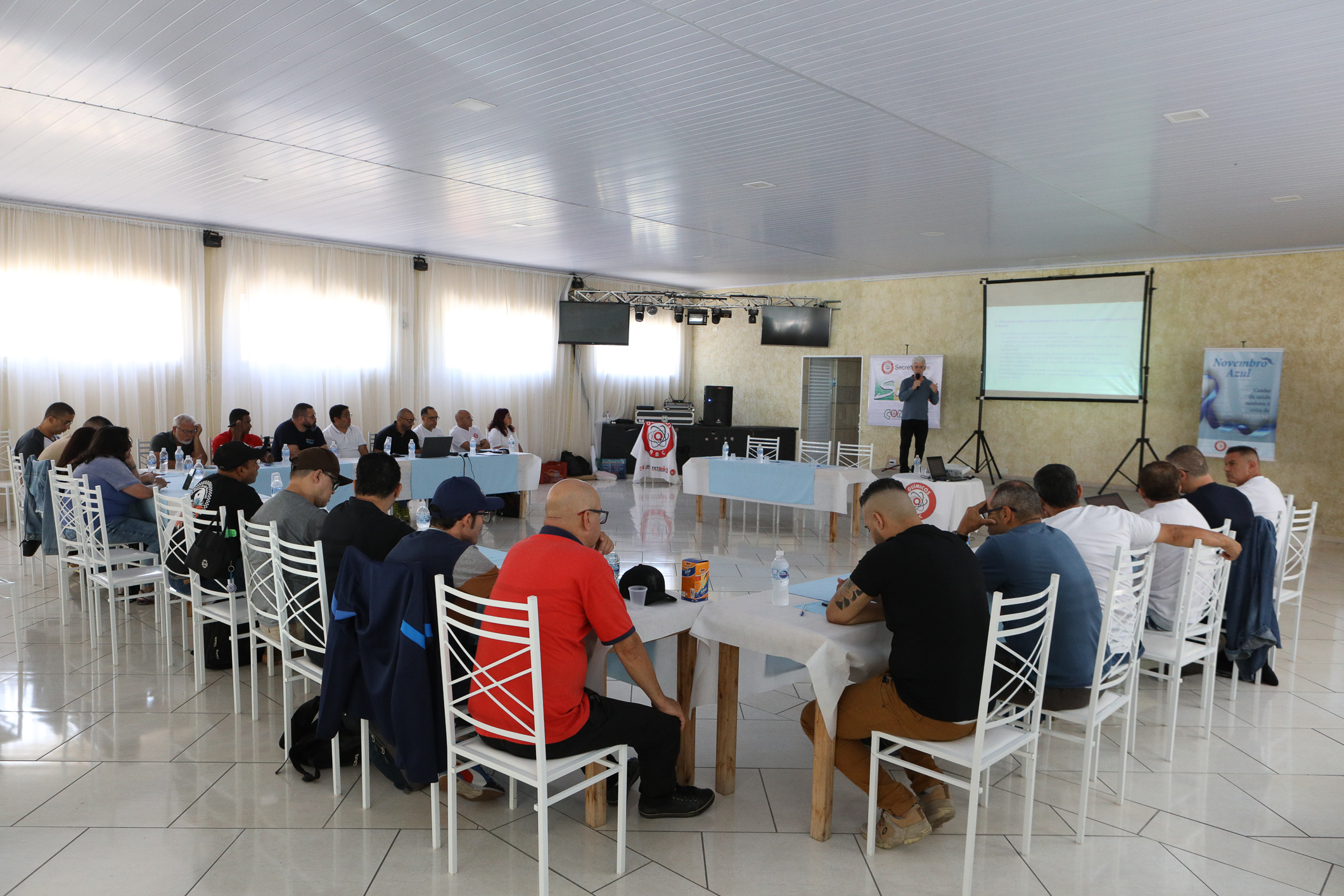 Seminário de Planejamento da COMSAT e palestra sobre a conscientização  a respeito de doenças masculinas com o Dr. Ivan Costa realizado na Chácara do Tatu.  Estrada Pouso Alegre, 169 Rio Grande da Serra. Fotos Dino Santos. BRASIL_12_11_2024.