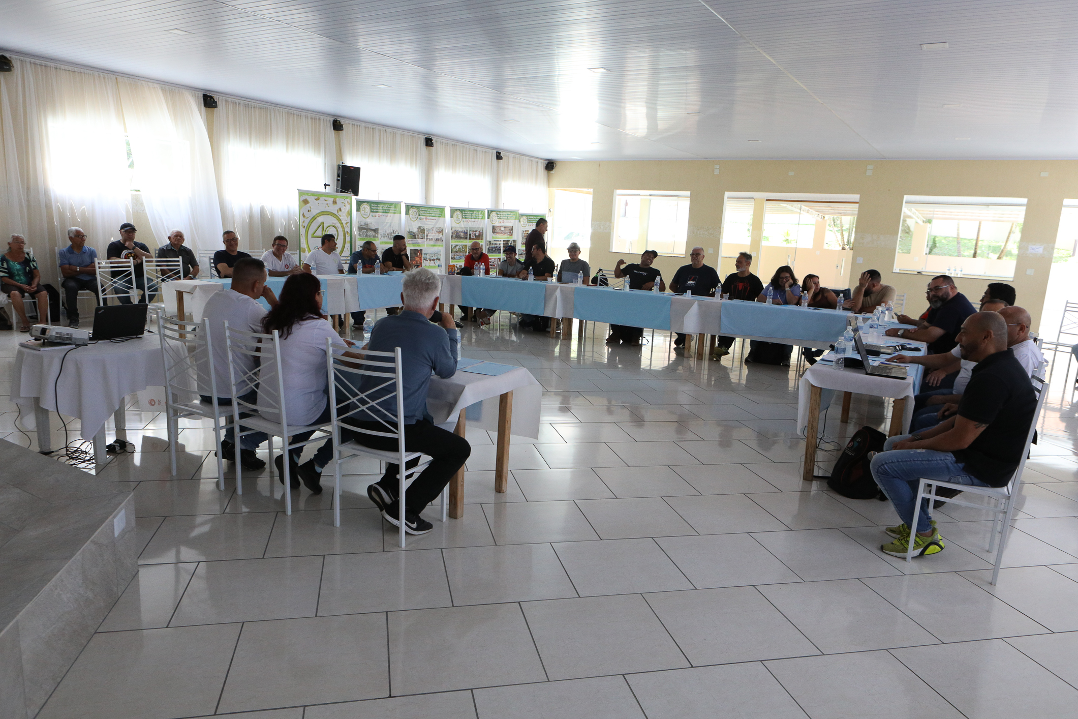 Seminário de Planejamento da COMSAT e palestra sobre a conscientização  a respeito de doenças masculinas com o Dr. Ivan Costa realizado na Chácara do Tatu.  Estrada Pouso Alegre, 169 Rio Grande da Serra. Fotos Dino Santos. BRASIL_12_11_2024.