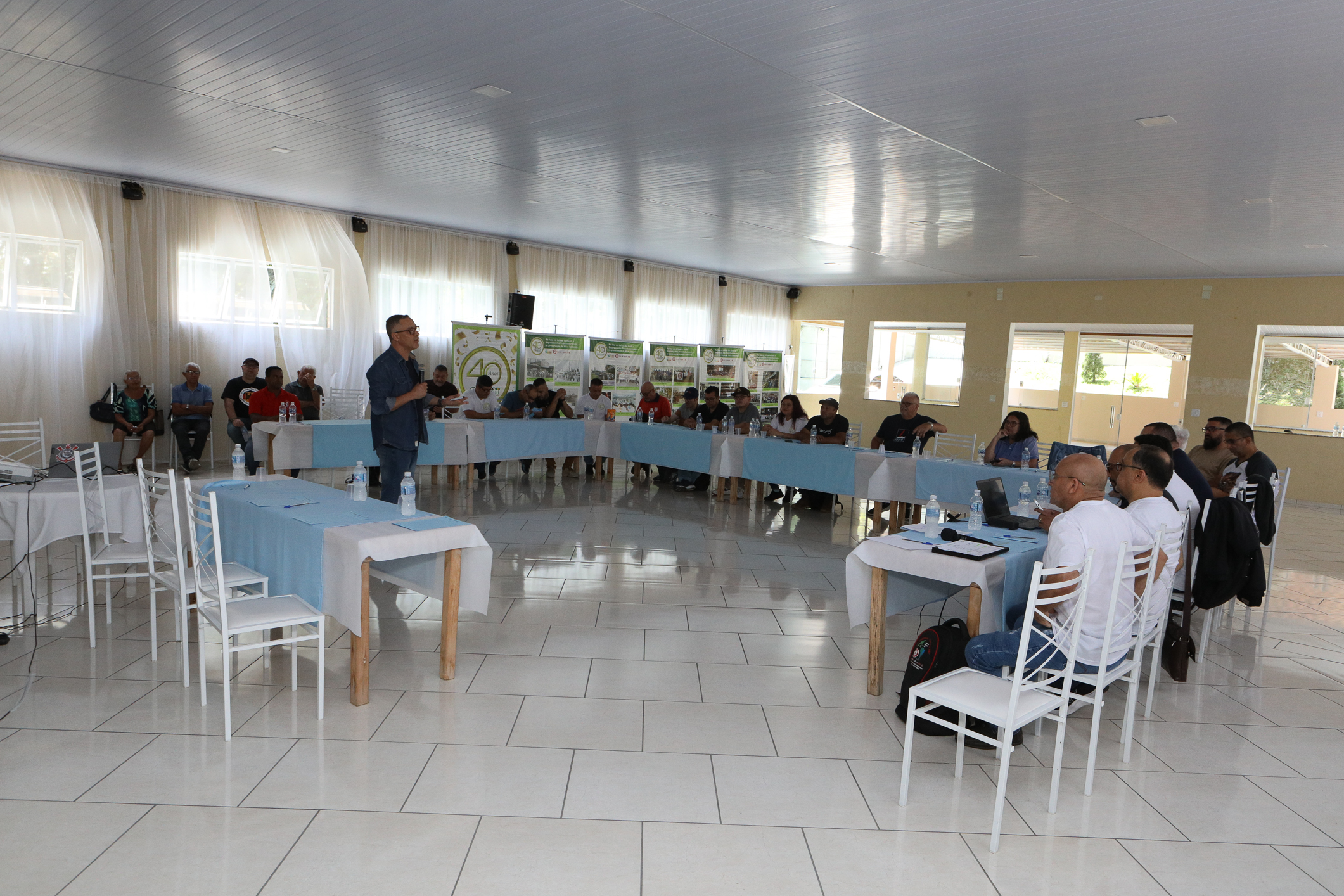 Seminário de Planejamento da COMSAT e palestra sobre a conscientização  a respeito de doenças masculinas com o Dr. Ivan Costa realizado na Chácara do Tatu.  Estrada Pouso Alegre, 169 Rio Grande da Serra. Fotos Dino Santos. BRASIL_12_11_2024.