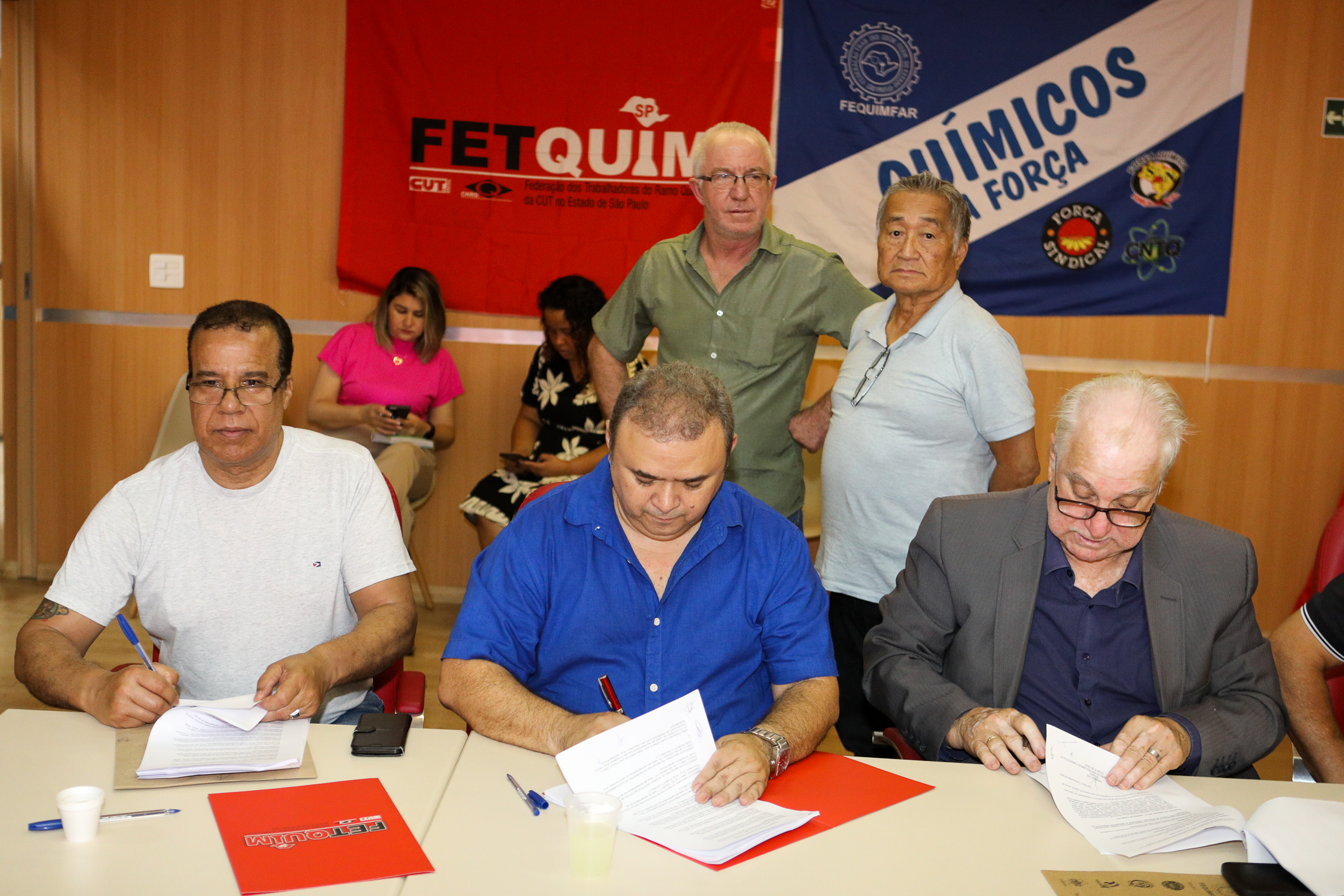 Assinatura da convenção coletiva de 2024/2025 realizada na |Sede do Sindicato dos Químicos de São Paulo. Rua Tamandaré, 348 - Liberdade, São Paulo. Fotos Dino Santos. Brasil_12_11_2024.