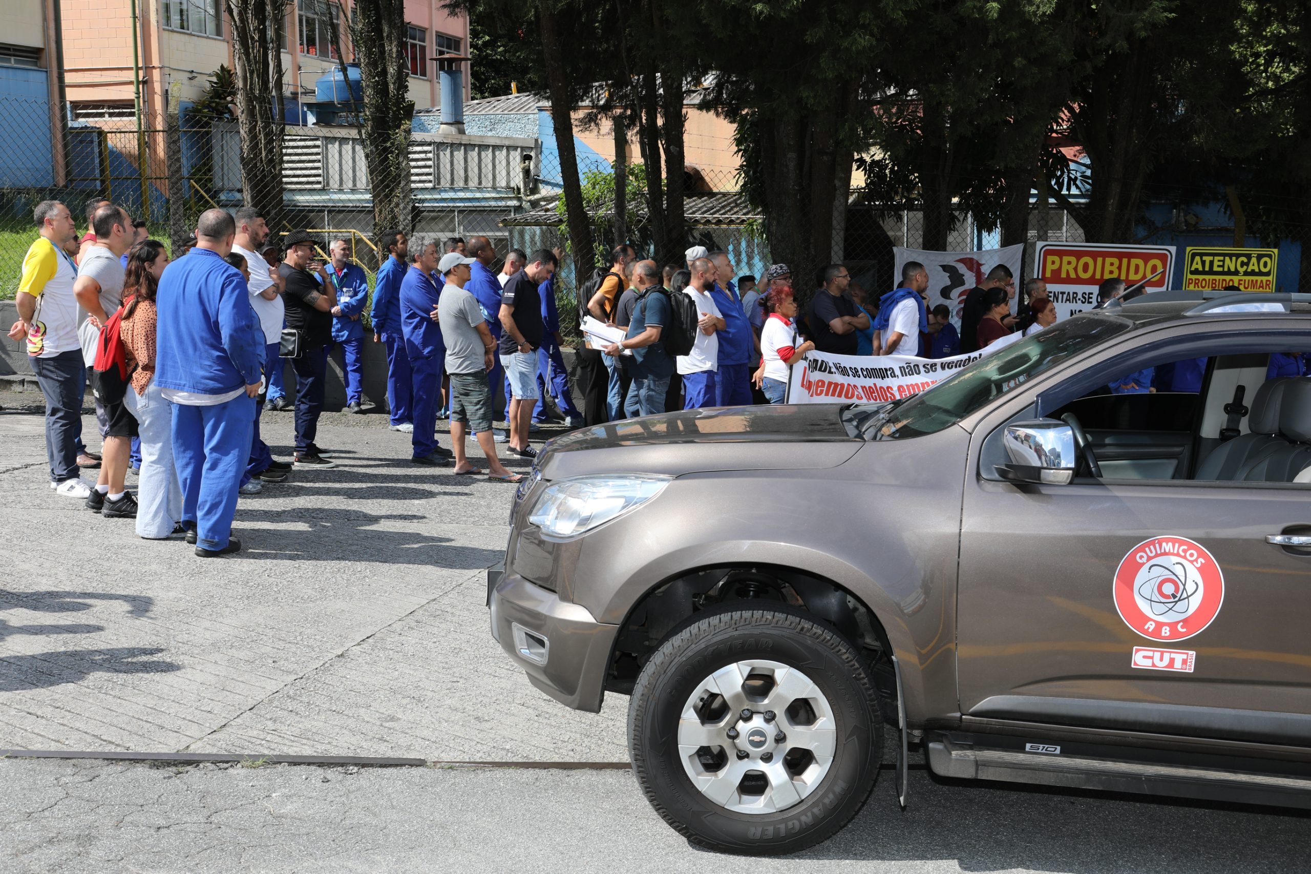 Assembleia decisiva na empresa BASF sobre o Acordo Coletivo de Transição. Av. Ângelo Demarchi, 123 - Demarchi, São Bernardo do Campo - SP. Fotos Dino Santos. Brasil_12_12_2024.