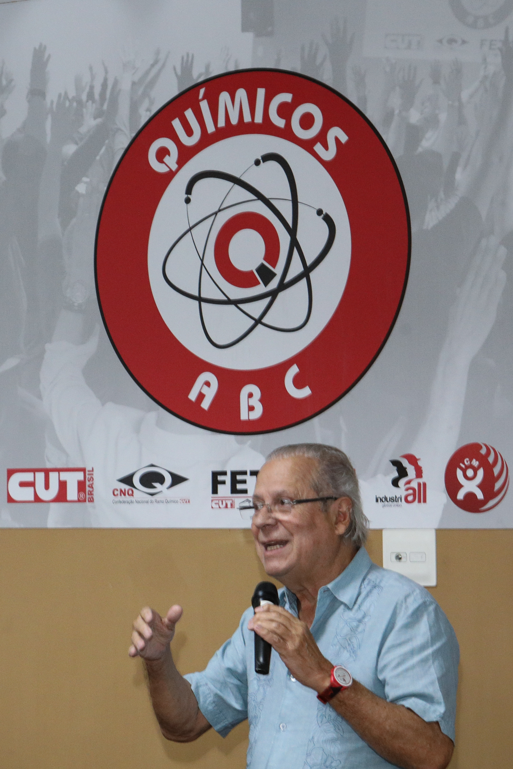 Análise de conjunto com Zé Dirceu no Sindicato dos químicos do ABC. Rua Senador Flaquer, 813 - Centro de Santo André/SP. Fotos Dino Santos. Brasil_10_02_2025.