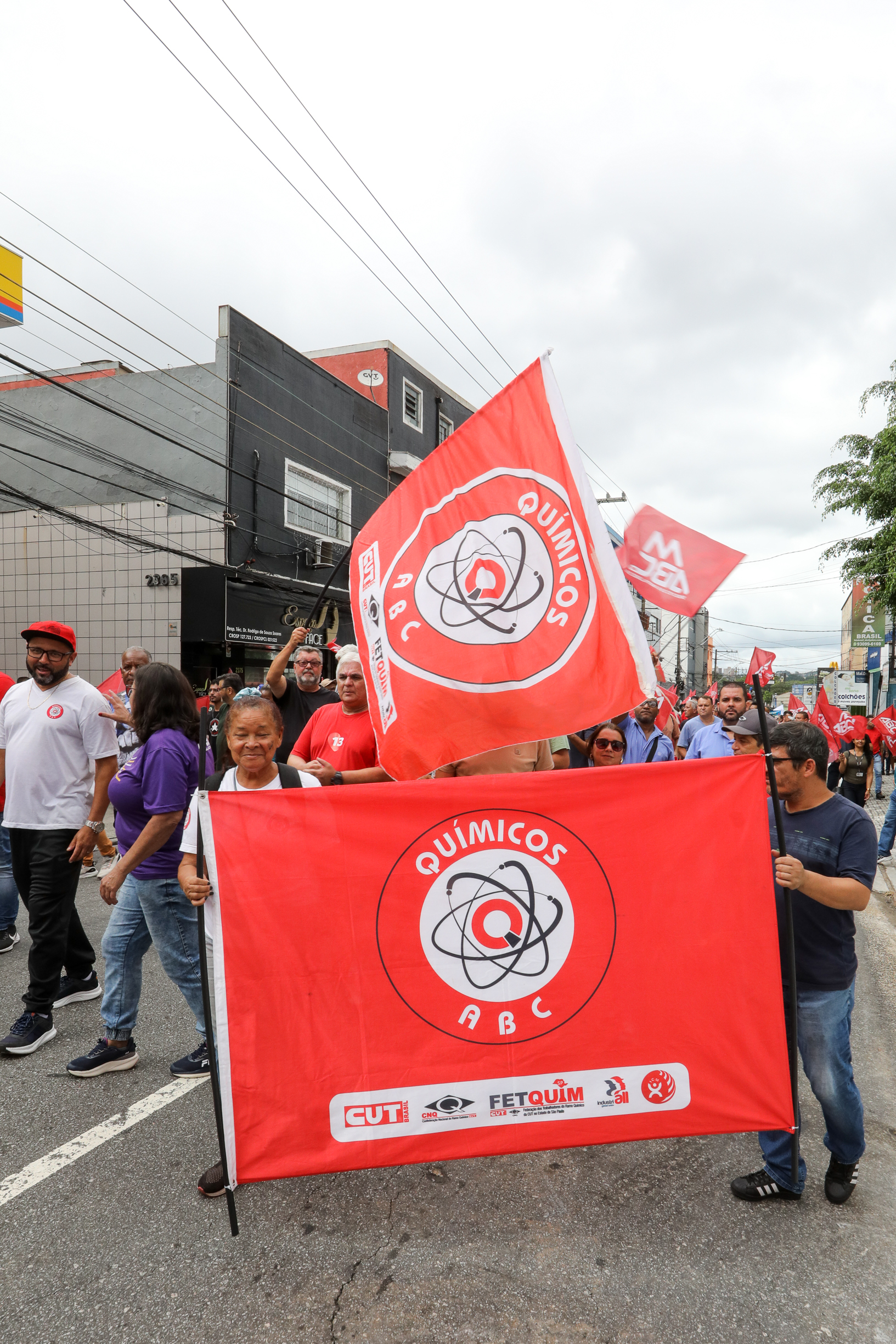 Ato em Defesa da Classe Trabalhadora para reivindicar um Brasil menos desigual e o respeito aos direitos de todos os trabalhadores concentração em frente o Sindicato dos Metalúrgicos e passeata na Rua Marechal Deodora no Centro de SBC. Fotos Dino Santos_14_03_2025.