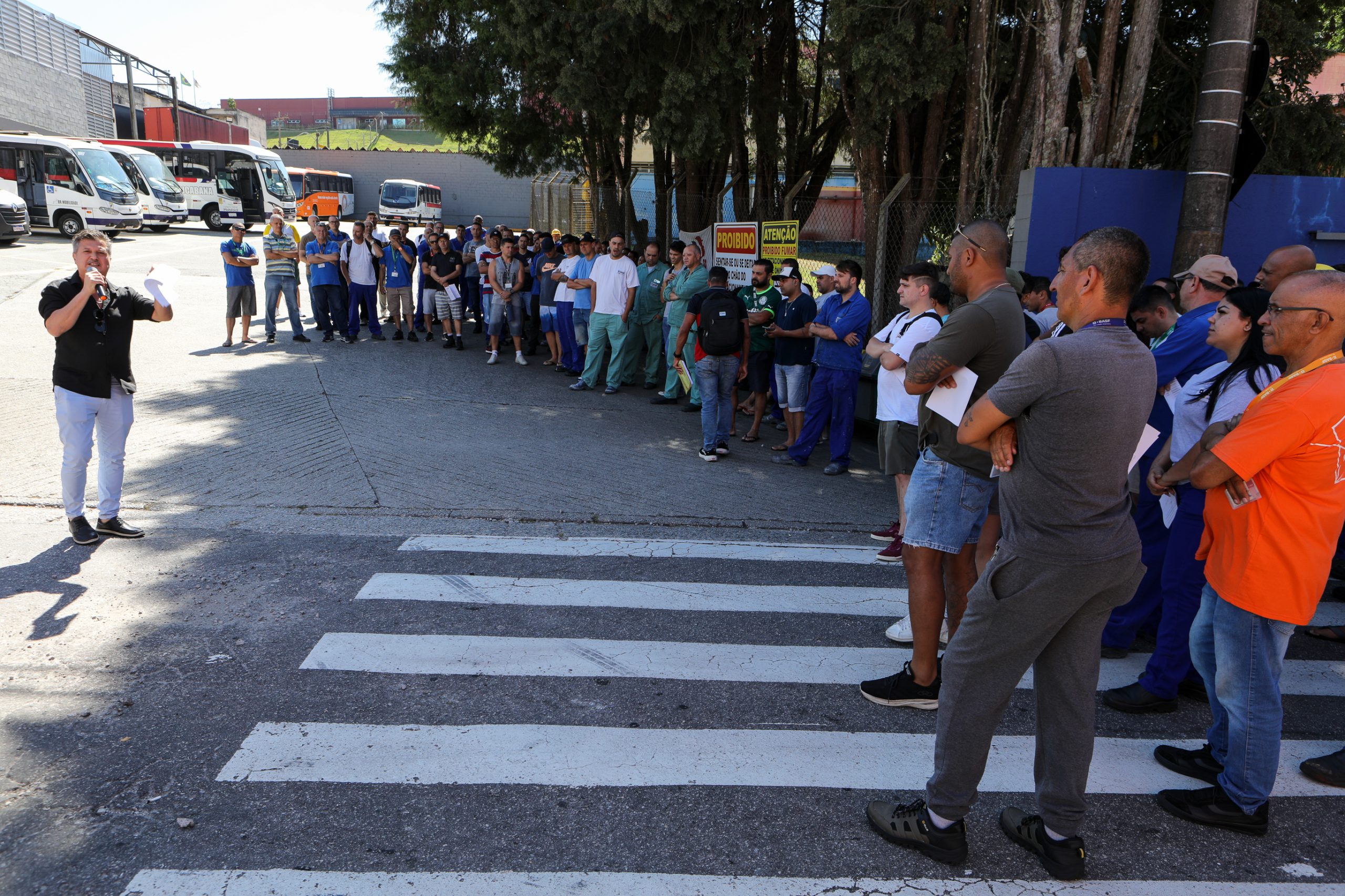 Assembleia de PLR realizada na Portaria 2 com os três turnos e admistrativo. Fotos Dino Santos. Brasil_06_03_2025.