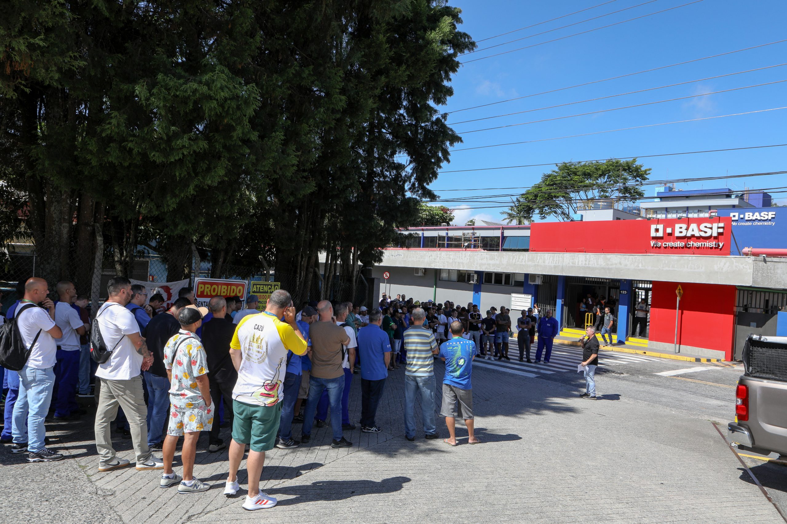 Assembleia de PLR realizada na Portaria 2 com os três turnos e admistrativo. Fotos Dino Santos. Brasil_06_03_2025.