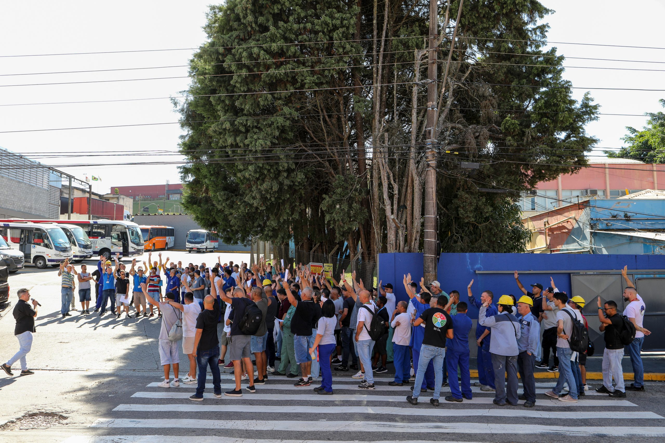 Assembleia de PLR realizada na Portaria 2 com os três turnos e admistrativo. Fotos Dino Santos. Brasil_06_03_2025.