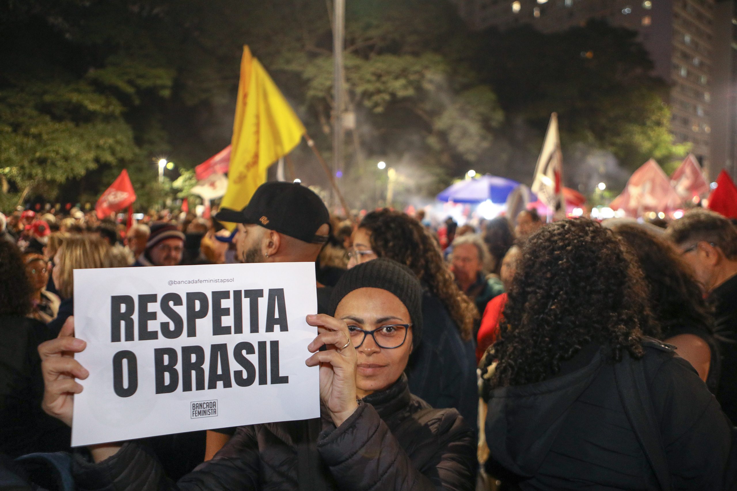 Ato na Av. Paulista por Isenção do IRPF até 5 mil Reais, taxar bilionários e fim da escala 6x1 concentração em frente o MASP. Fotos Dino Santos. Brasil_11_07-2025