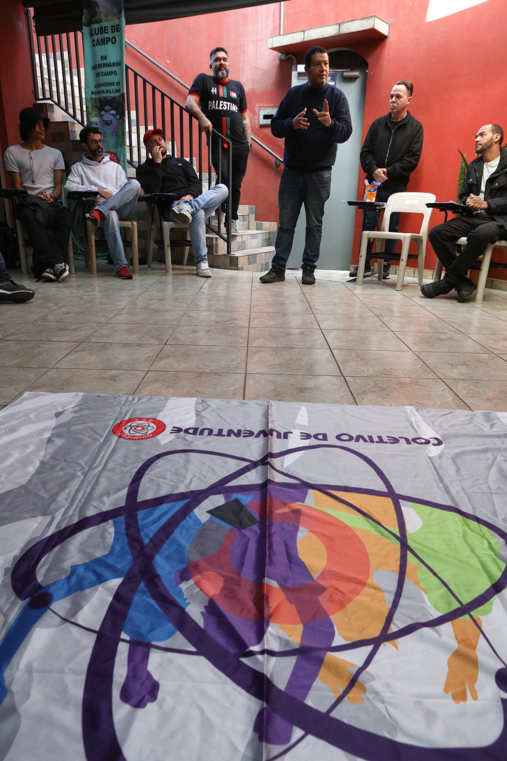 Reunião com a juventude para debate seus direitos e o mercado de trabalho na Regional de Diadema. Rua dos Brilhantes, 232 - Jardim Donini - Centro de Diadema-SP. Fotos Dino Santos. Brasil_19_07_2025.
