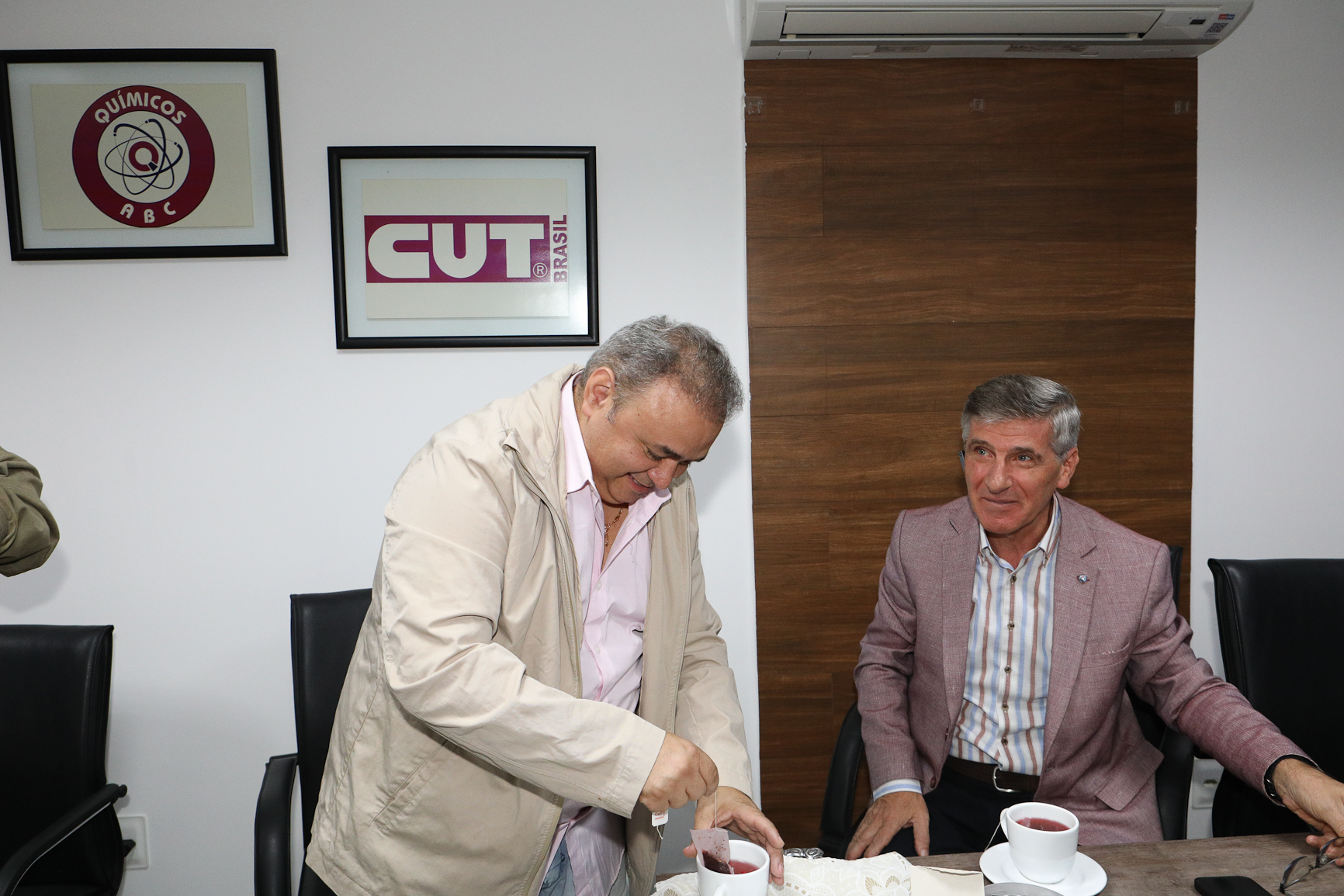 Visita da delegação Turca no colegiado da direção na Sede do Sindicato. Rua Senador Flaquer, 813 - Centro de Santo André-SP. Fotos Dino Santos. Brasil_04_08_2025.