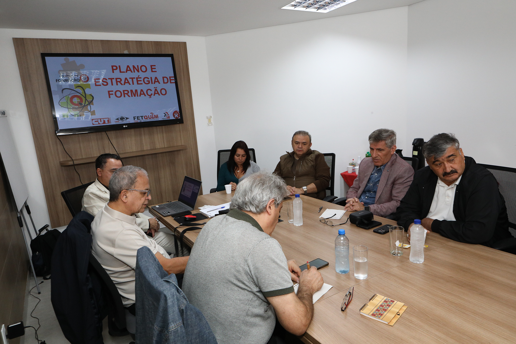 Intercambio com a delegação Turca no Sindicato dos Químicos do ABC para trocar experiência na formação de novos dirigentes na Sede do Sindicato. Rua Senador Fláquer, 813 - Centro de Santo André-SP. Fotos Dino Santos. Brasil_06_08_2025.