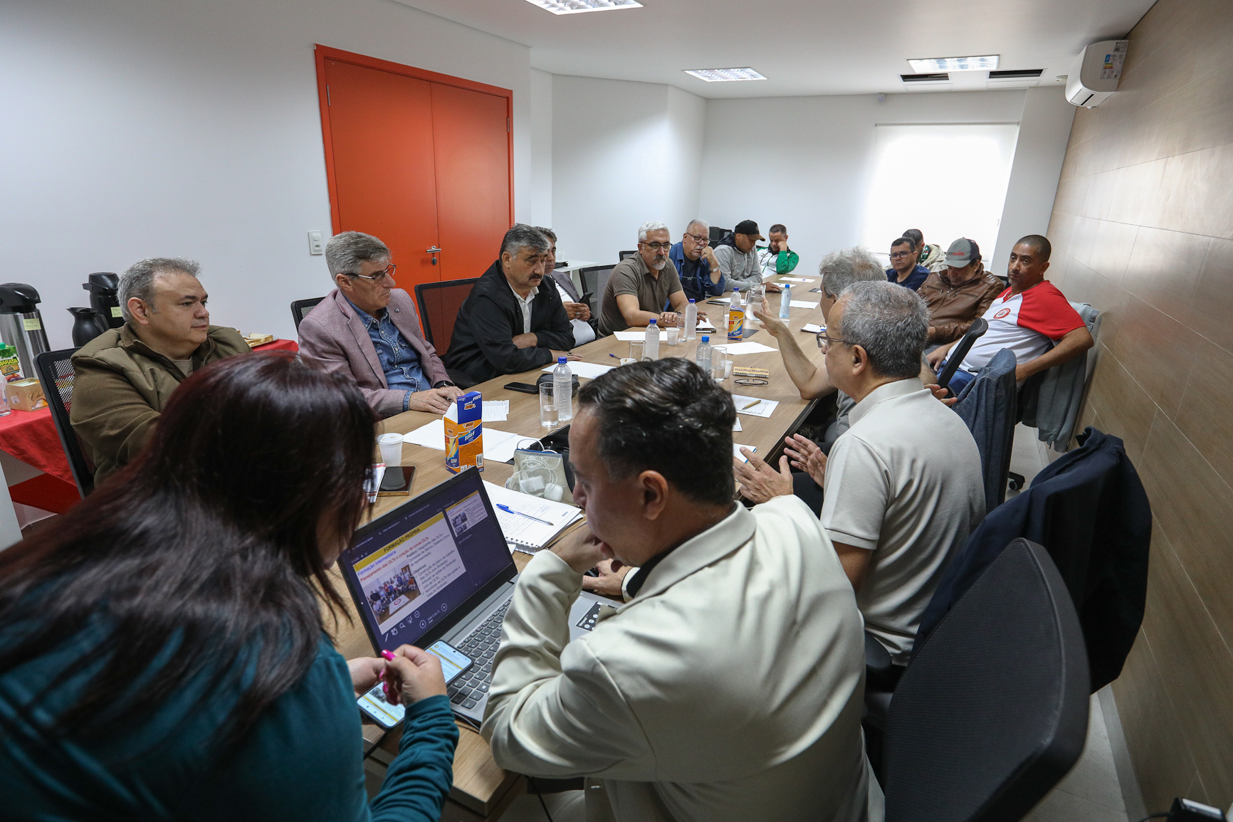 Intercambio com a delegação Turca no Sindicato dos Químicos do ABC para trocar experiência na formação de novos dirigentes na Sede do Sindicato. Rua Senador Fláquer, 813 - Centro de Santo André-SP. Fotos Dino Santos. Brasil_06_08_2025.