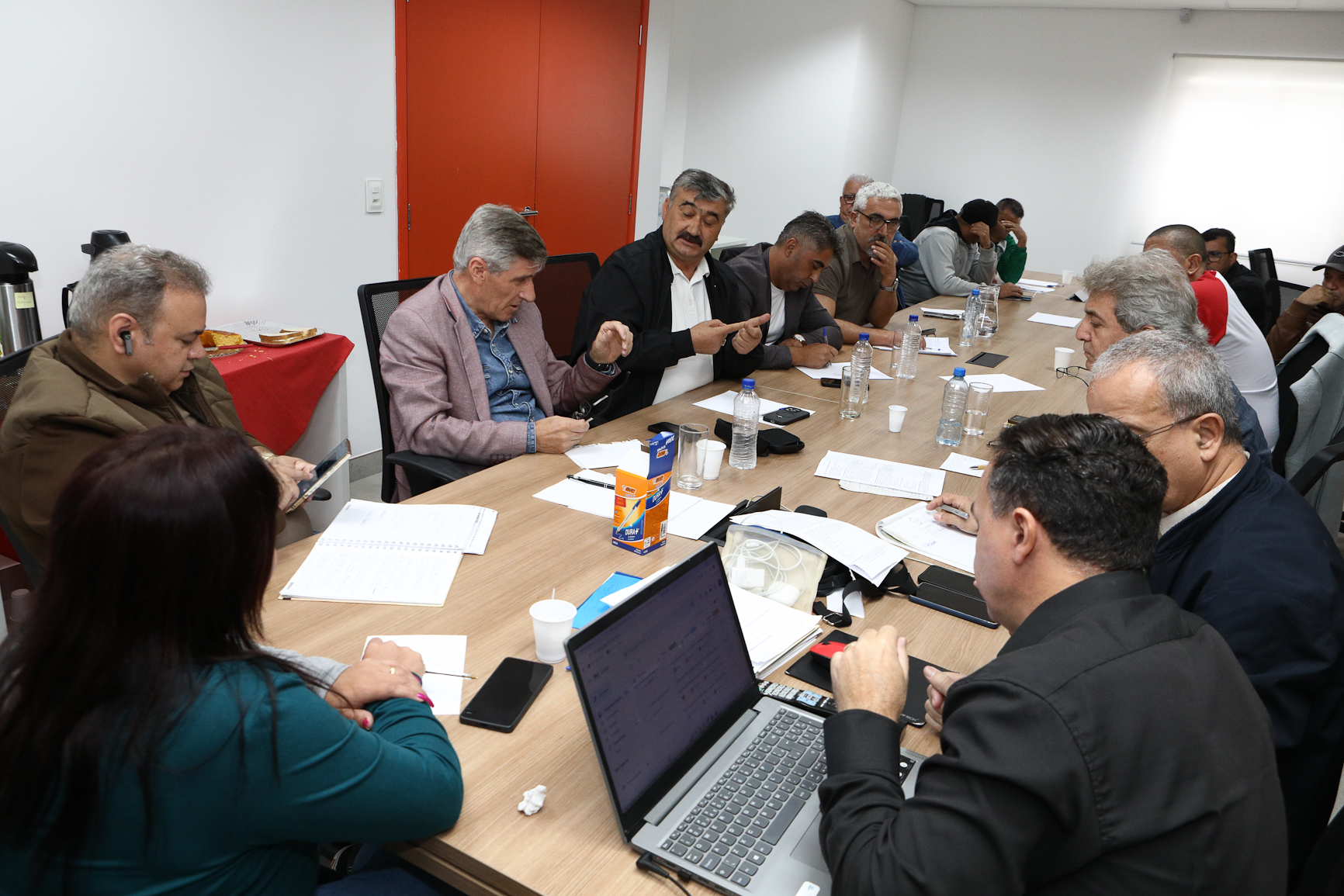 Intercambio com a delegação Turca no Sindicato dos Químicos do ABC para trocar experiência na formação de novos dirigentes na Sede do Sindicato. Rua Senador Fláquer, 813 - Centro de Santo André-SP. Fotos Dino Santos. Brasil_06_08_2025.