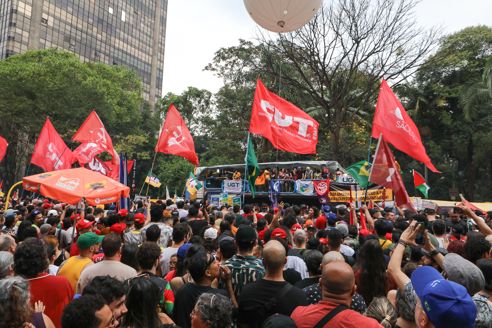 Ato sem anistia para a golpistas e nem PEC da Blindagem realizado na Av. Paulista. Fotos Dino Santos. Brasil_21_09_2025.