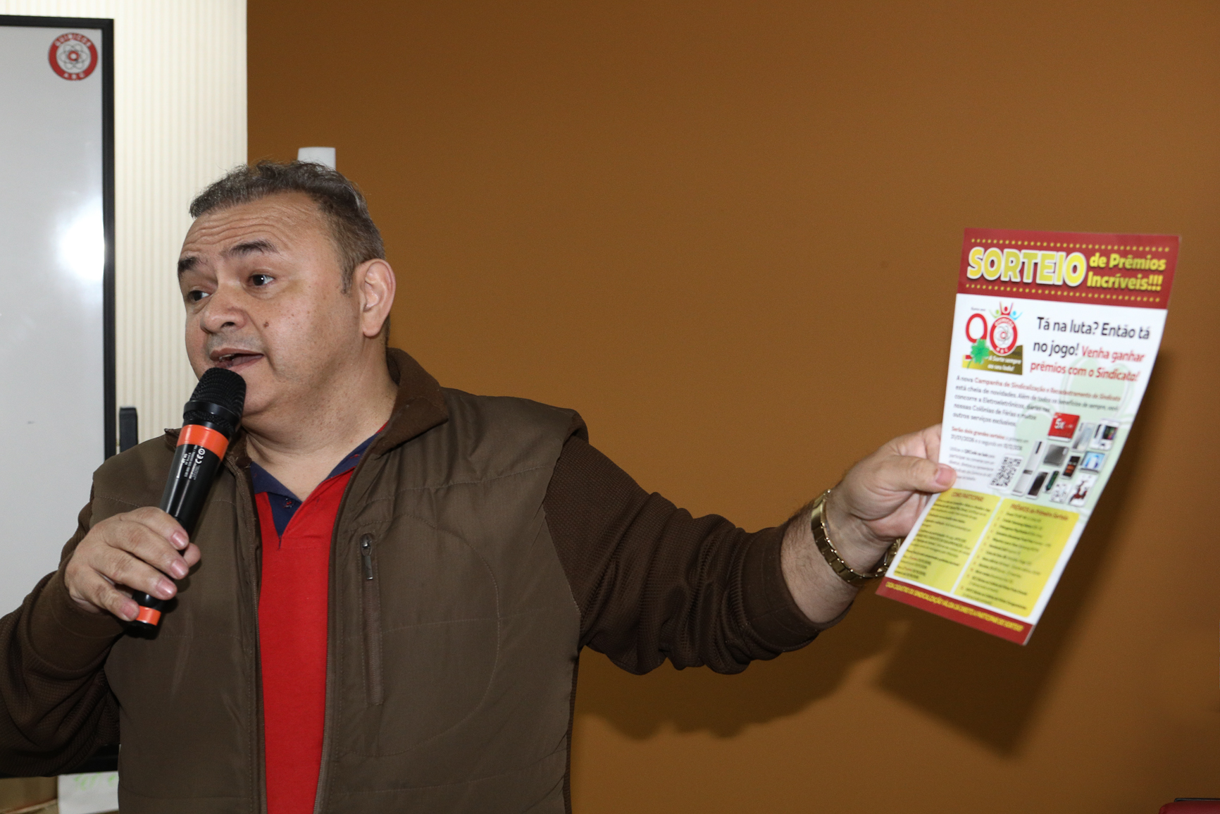 Assembleia para aprovar a pauta da campanha salarial 2025/2026 realizada na Sede do Sindicato dos Químicos do ABC. Rua Senador Fláquer, 813 - Centro de Santo André-SP. Fotos Dino Santos. Brasil_25_09_2025.