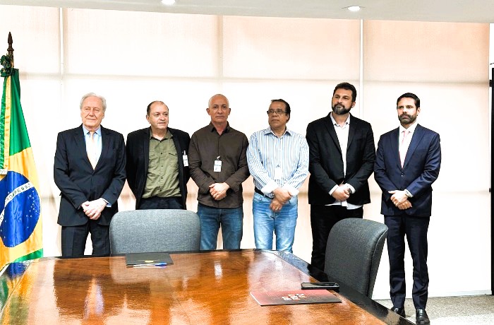 Químicos do ABC em Brasília: defesa dos empregos, da indústria e da soberania