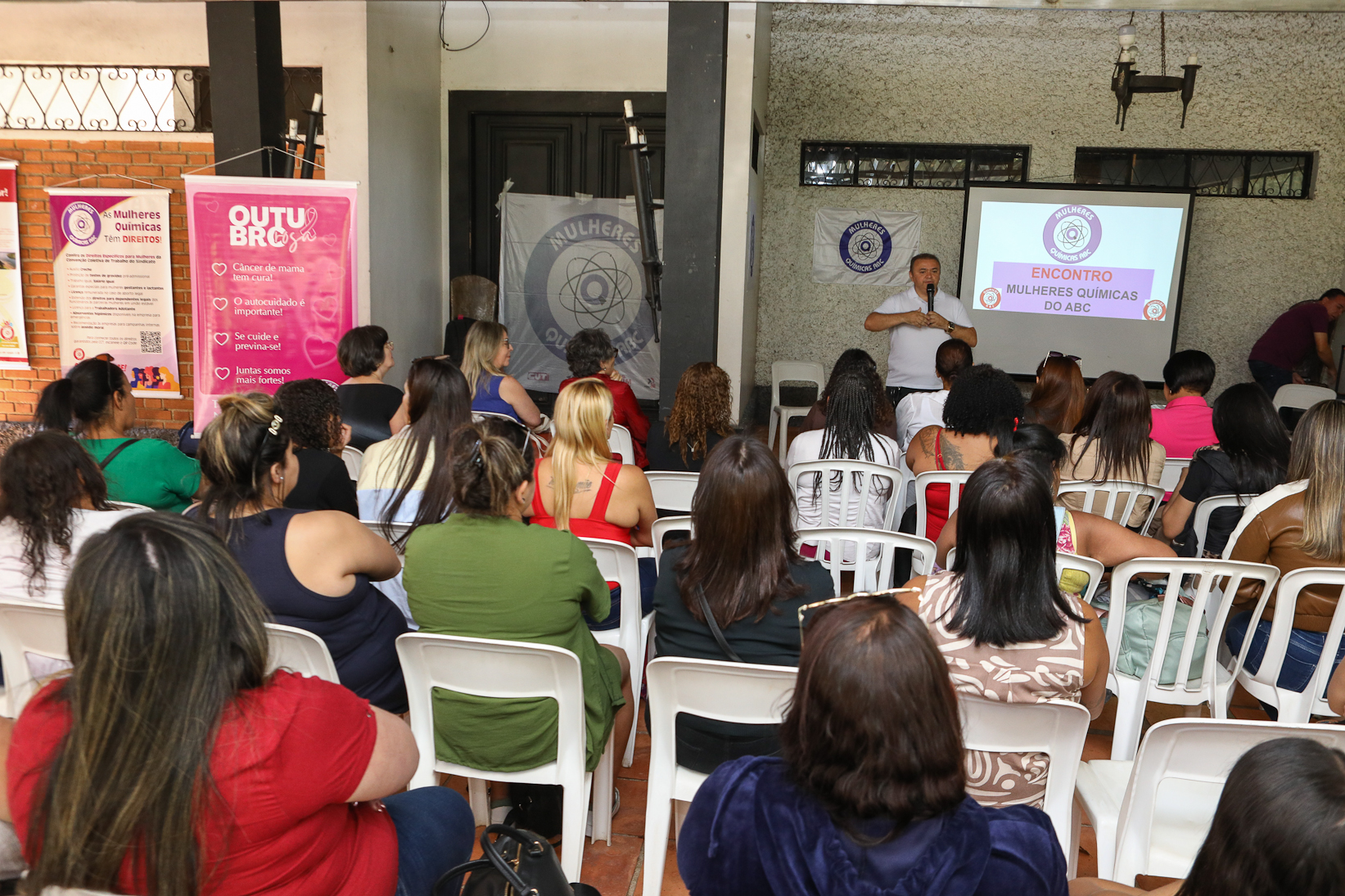 Encerramento do encontro das mulheres trabalhadoras químicas do abc realizado na Chácara Fortaleza. Rua José Marion, 597 - Finco, São Bernardo do Campo-SP. Fotos Dino Santos. Brasil_25_10_2025.