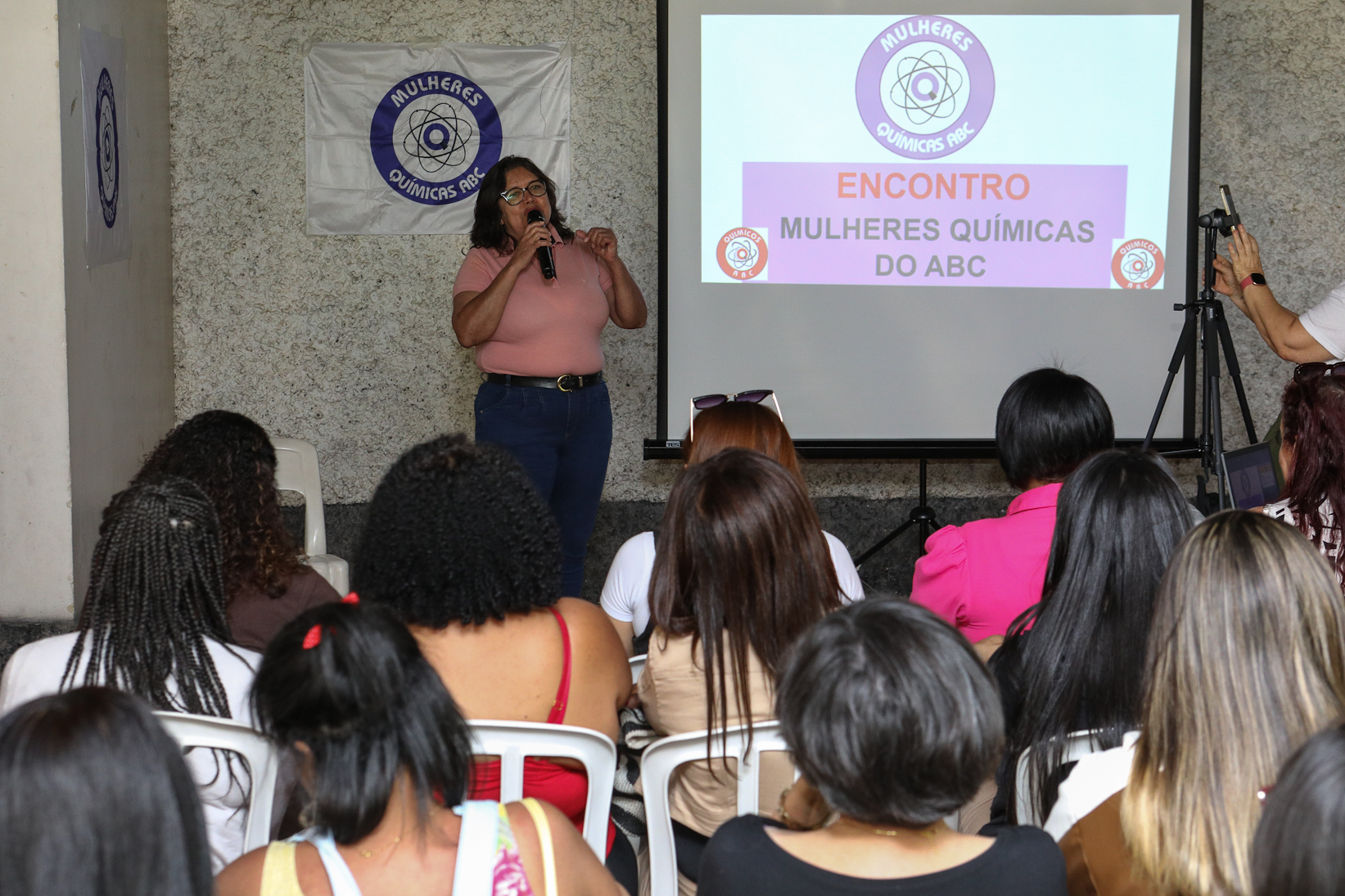 Encerramento do encontro das mulheres trabalhadoras químicas do abc realizado na Chácara Fortaleza. Rua José Marion, 597 - Finco, São Bernardo do Campo-SP. Fotos Dino Santos. Brasil_25_10_2025.