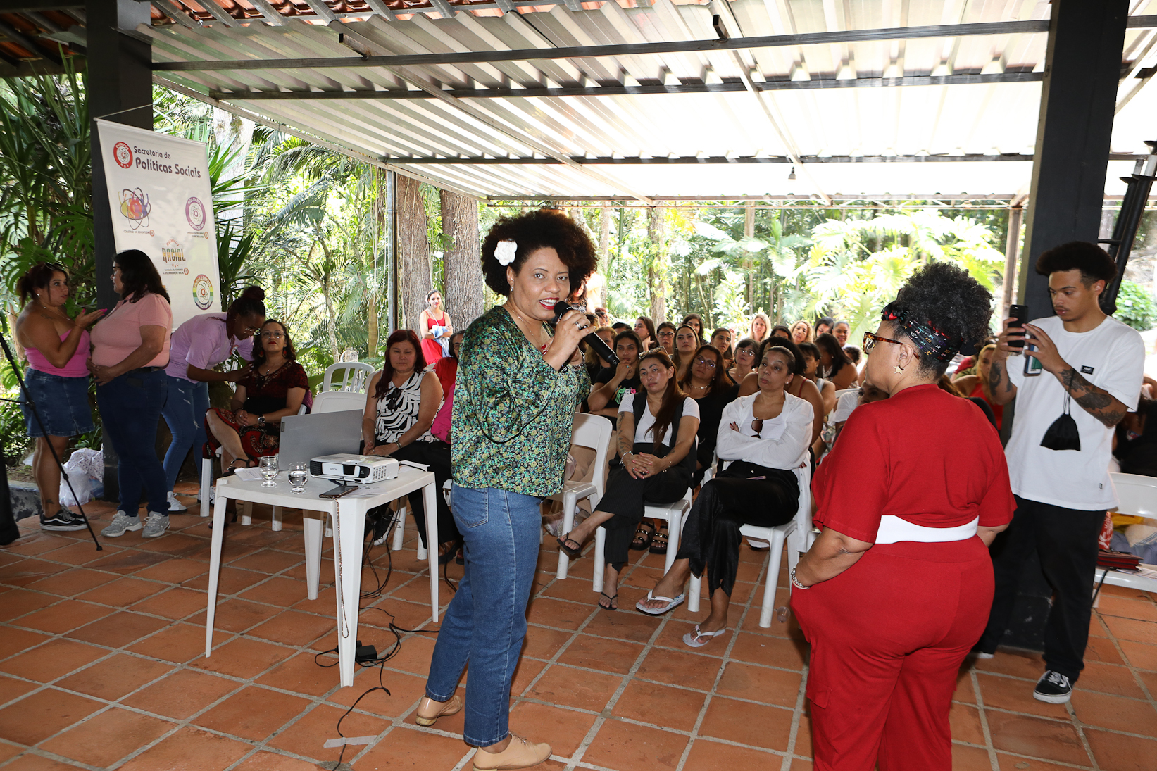 Encerramento do encontro das mulheres trabalhadoras químicas do abc realizado na Chácara Fortaleza. Rua José Marion, 597 - Finco, São Bernardo do Campo-SP. Fotos Dino Santos. Brasil_25_10_2025.