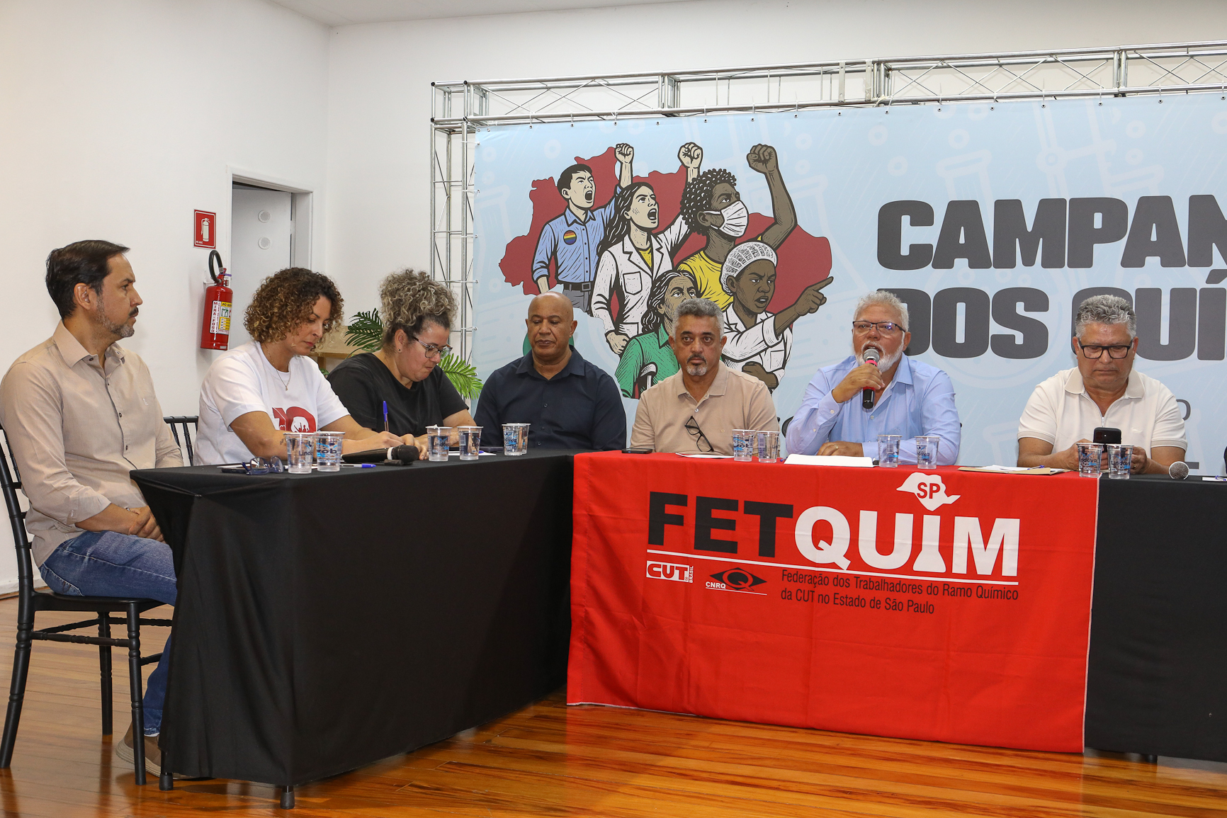 Entrega da pauta da campanha salarial do setor químico para a patronal no Sindicato dos Químicos de São Paulo. Rua Tamandaré, 348 - Liberdade, SP. Fotos Dino Santos. Brasil_06_10_2025.