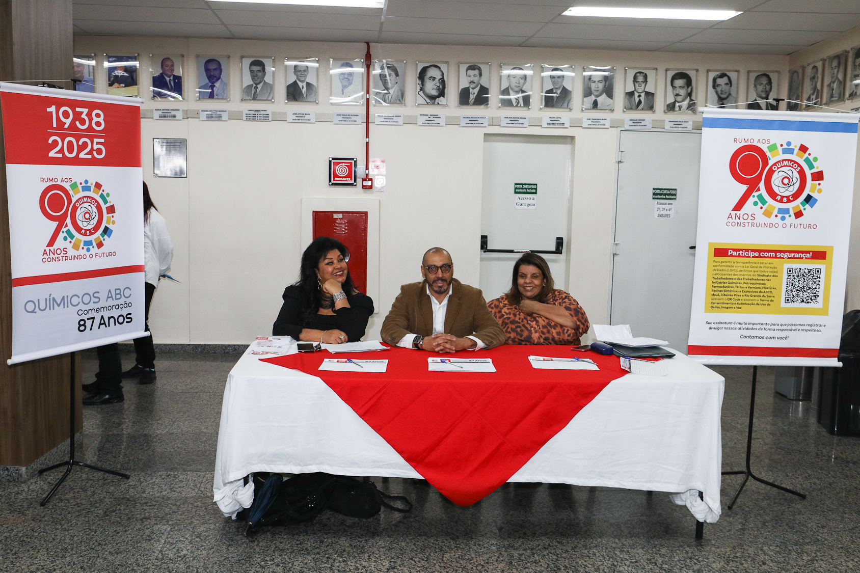 Homenagem ao Sindicato dos Químicos do ABC pelo aniversário de 87 anos com Diploma Legislativo de Honra ao Mérito Social pela autoria do vereador Orlando Vitoriano realizado na Câmara Municipal de Diadema. Av. Antonio Piranga, 474 - Centro de Diadema/SP. Fotos Dino Santos. Brasil_08_10_2025