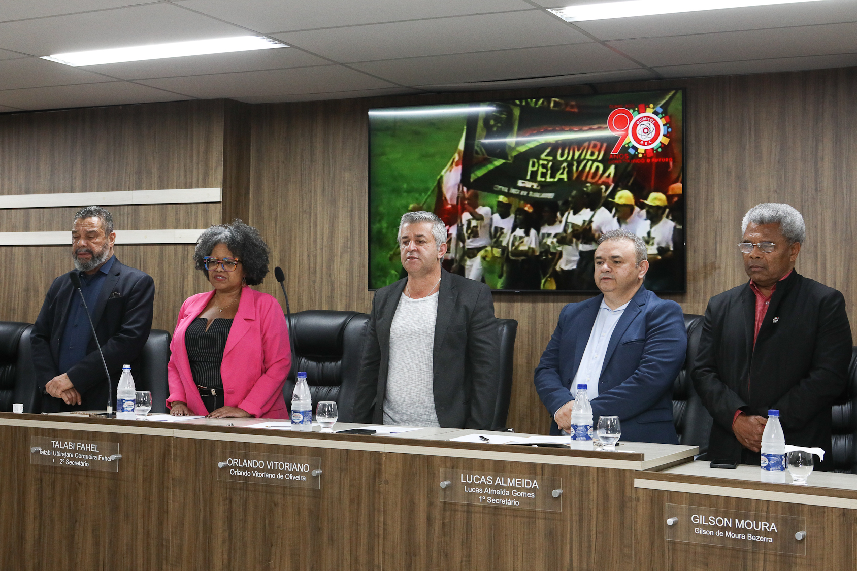 Homenagem ao Sindicato dos Químicos do ABC pelo aniversário de 87 anos com Diploma Legislativo de Honra ao Mérito Social pela autoria do vereador Orlando Vitoriano realizado na Câmara Municipal de Diadema. Av. Antonio Piranga, 474 - Centro de Diadema/SP. Fotos Dino Santos. Brasil_08_10_2025