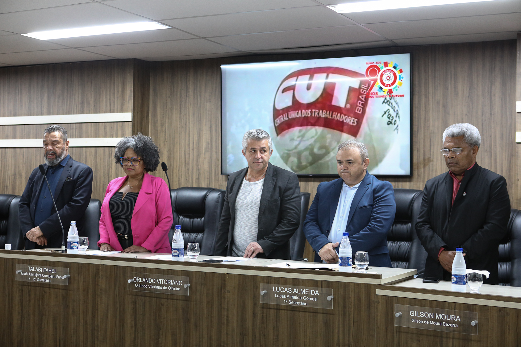 Homenagem ao Sindicato dos Químicos do ABC pelo aniversário de 87 anos com Diploma Legislativo de Honra ao Mérito Social pela autoria do vereador Orlando Vitoriano realizado na Câmara Municipal de Diadema. Av. Antonio Piranga, 474 - Centro de Diadema/SP. Fotos Dino Santos. Brasil_08_10_2025