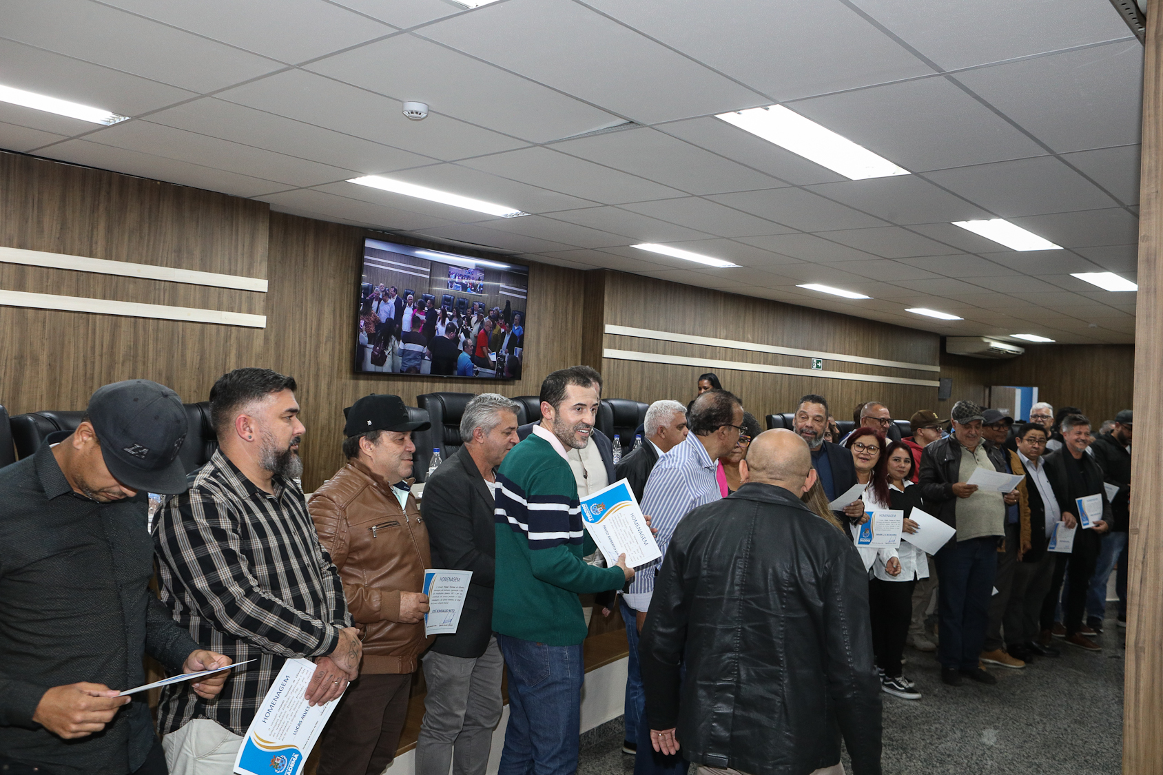 Homenagem ao Sindicato dos Químicos do ABC pelo aniversário de 87 anos com Diploma Legislativo de Honra ao Mérito Social pela autoria do vereador Orlando Vitoriano realizado na Câmara Municipal de Diadema. Av. Antonio Piranga, 474 - Centro de Diadema/SP. Fotos Dino Santos. Brasil_08_10_2025