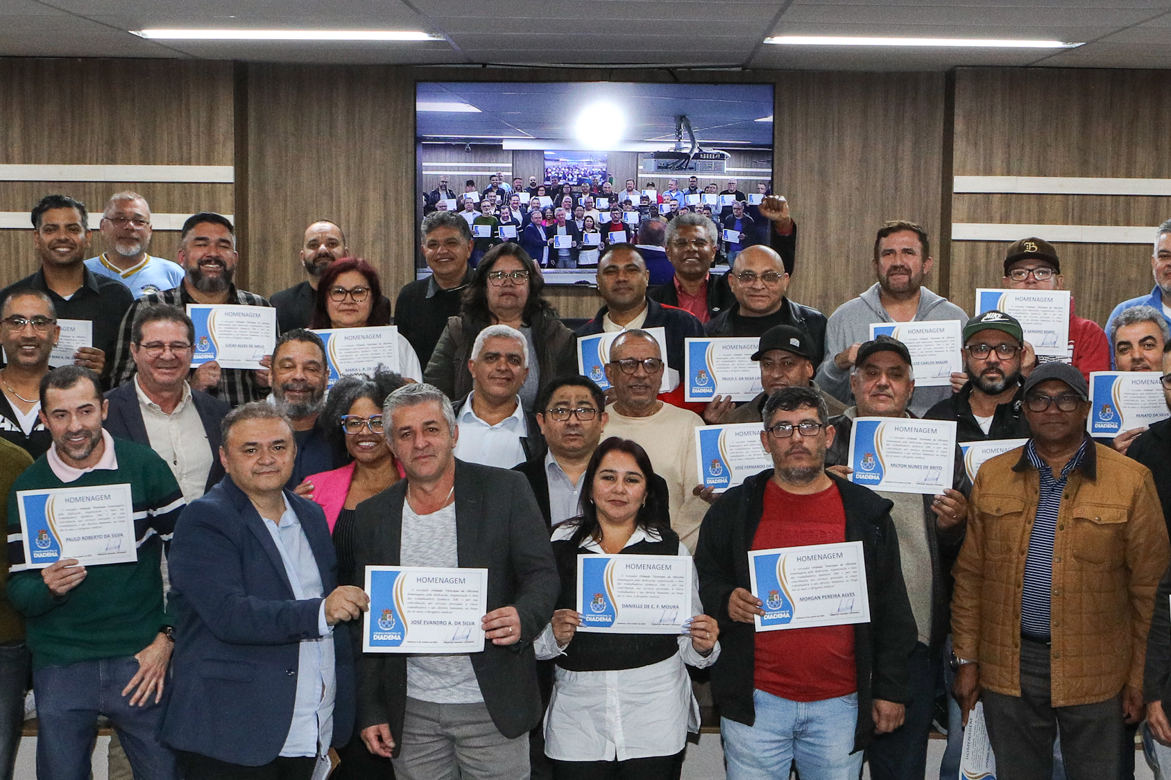 Homenagem ao Sindicato dos Químicos do ABC pelo aniversário de 87 anos com Diploma Legislativo de Honra ao Mérito Social pela autoria do vereador Orlando Vitoriano realizado na Câmara Municipal de Diadema. Av. Antonio Piranga, 474 - Centro de Diadema/SP. Fotos Dino Santos. Brasil_08_10_2025