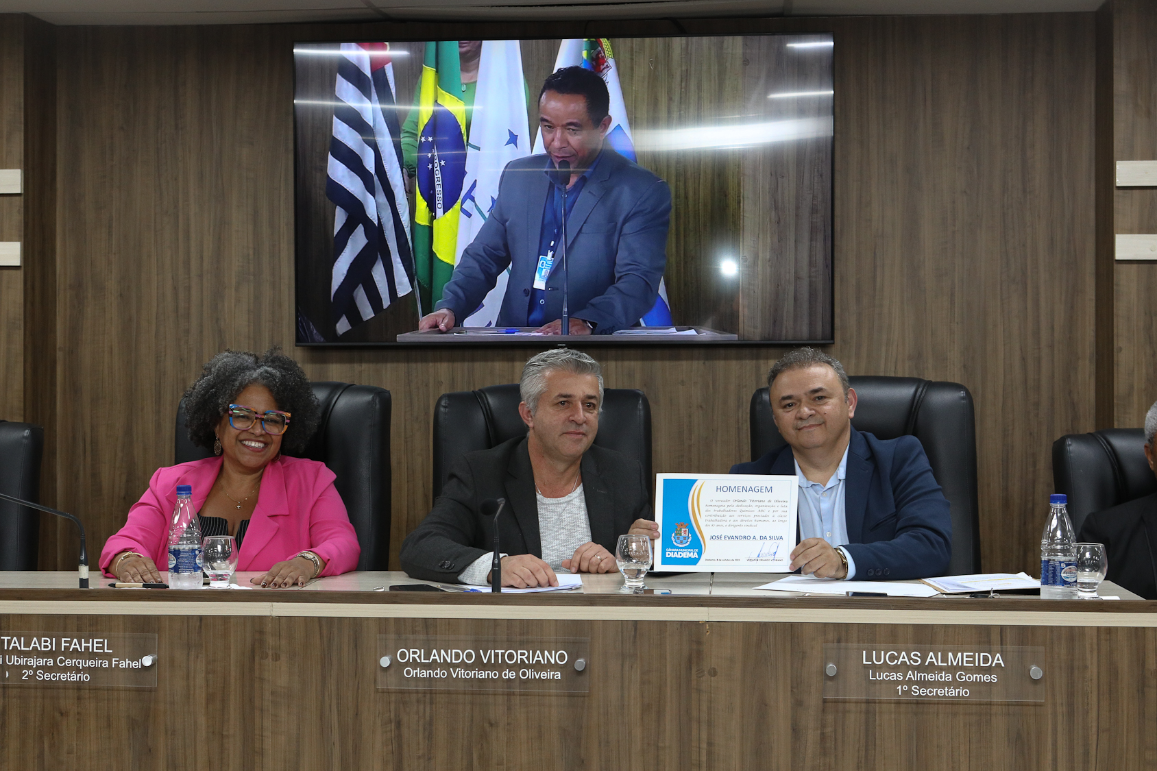 Homenagem ao Sindicato dos Químicos do ABC pelo aniversário de 87 anos com Diploma Legislativo de Honra ao Mérito Social pela autoria do vereador Orlando Vitoriano realizado na Câmara Municipal de Diadema. Av. Antonio Piranga, 474 - Centro de Diadema/SP. Fotos Dino Santos. Brasil_08_10_2025
