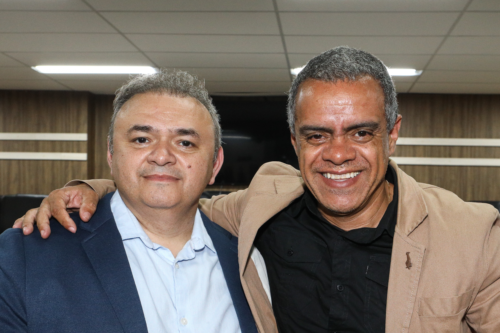 Homenagem a José Evandro Alves da Silva com a Diploma Legislativo de Honra ao Mérito Social de autória do vereador Orlando Vitoriano realizado na Câmara Municipal de Diadema-SP. Fotos Dino Santos. Brasil_08_10_2025.