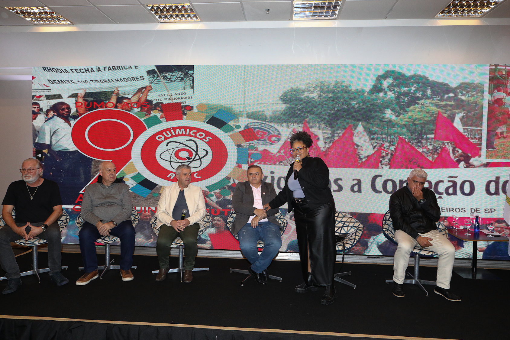 Mesas de saudações no lançamento rumo aos 90 anos do Sindicato dos Químiocos do ABC realizado no Hotel Braston. Av. Industrial, 885 -  Santo André/SP. Fotos Dino Santos. Brasil_10_10_2025.