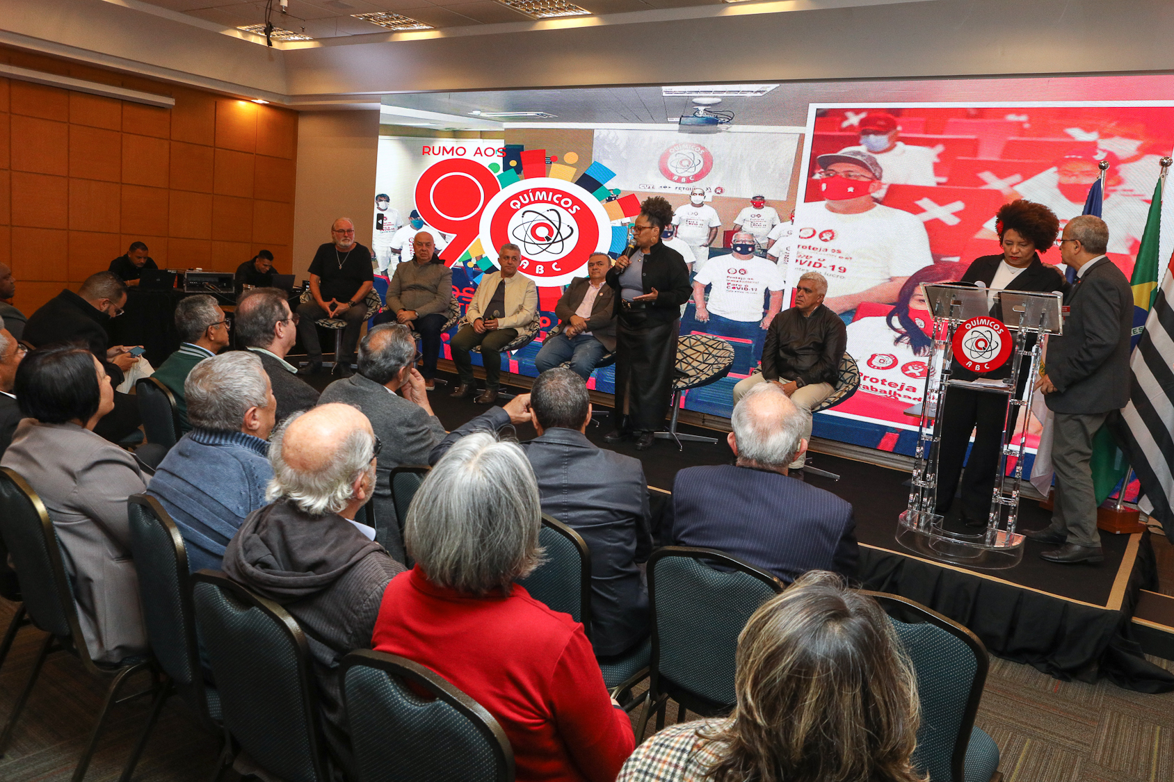 Mesas de saudações no lançamento rumo aos 90 anos do Sindicato dos Químiocos do ABC realizado no Hotel Braston. Av. Industrial, 885 -  Santo André/SP. Fotos Dino Santos. Brasil_10_10_2025.