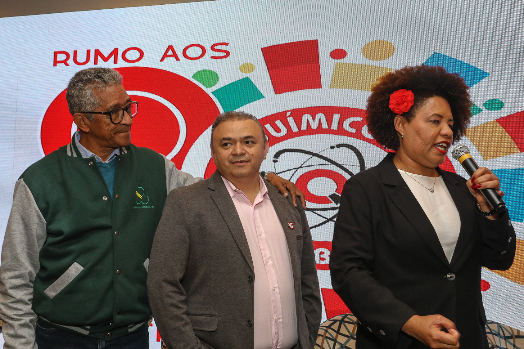 Mesa final de saudações no lançamento rumo aos 90 anos do Sindicato dos Químiocos do ABC realizado no Hotel Braston. Av. Industrial, 885 - Santo André/SP. Fotos Dino Santos. Brasil_10_10_2025.